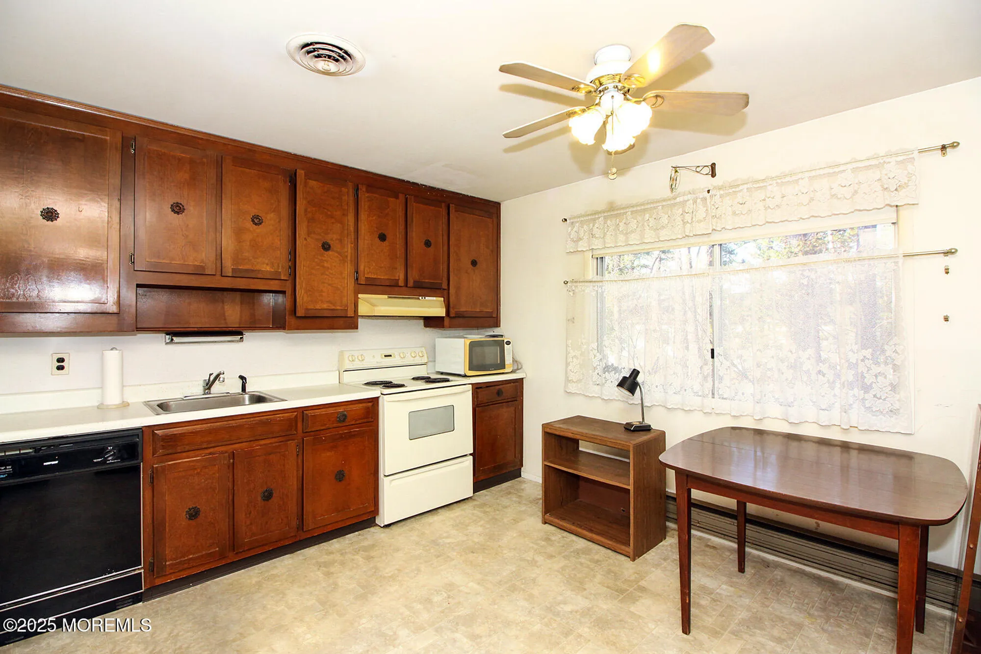 Property Slideshow image 2 of 18 | 3a new hampshire ln a, Whiting, NJ, 08759