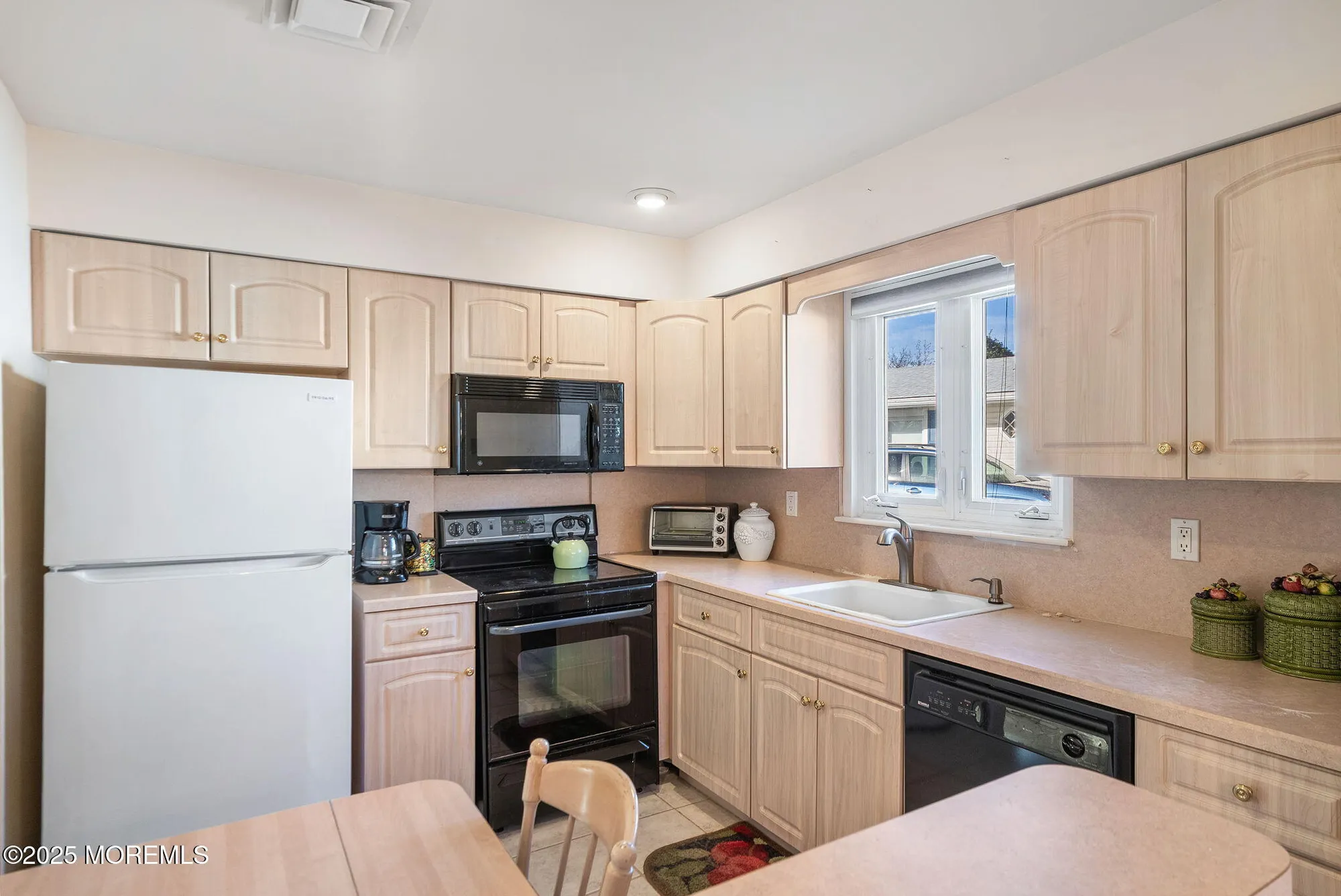 Property Slideshow image 7 of 25 | 12 dickinson rd, Brick, NJ, 08724