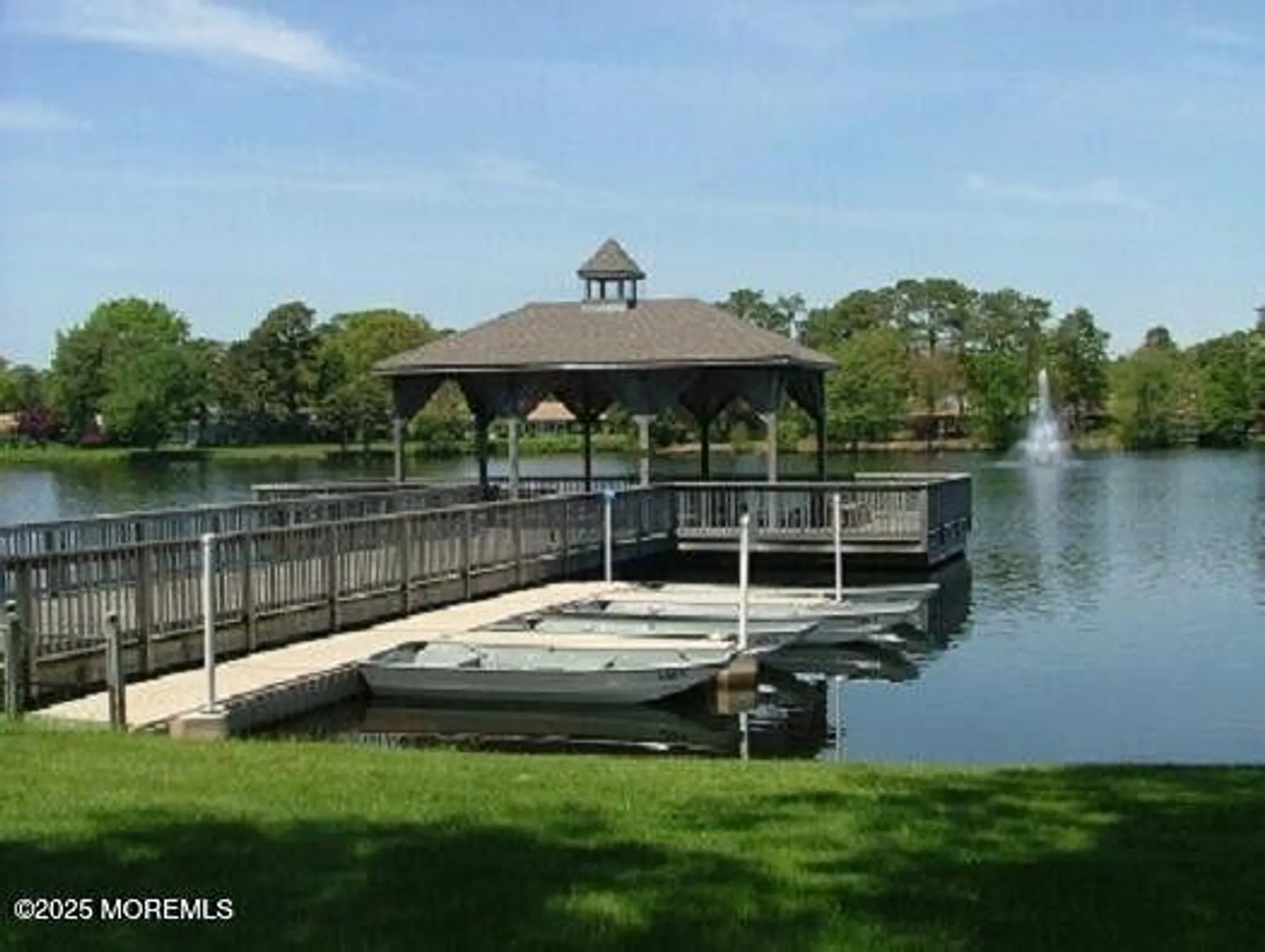 Property Slideshow image 5 of 8 | 101 edinburgh ln a, Lakewood, NJ, 08701