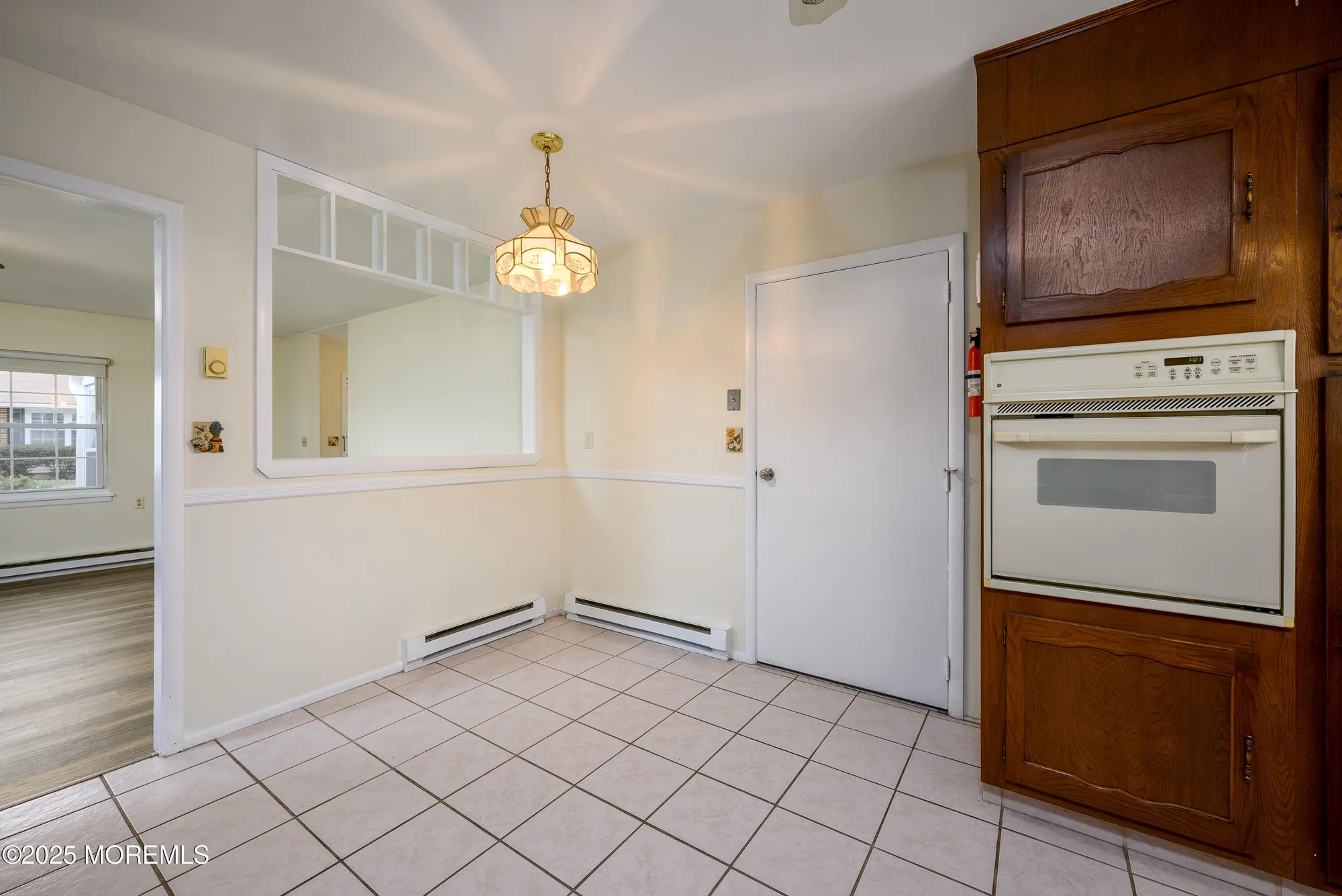 Property Slideshow image 9 of 24 | 933b thornhill ct, Lakewood, NJ, 08701