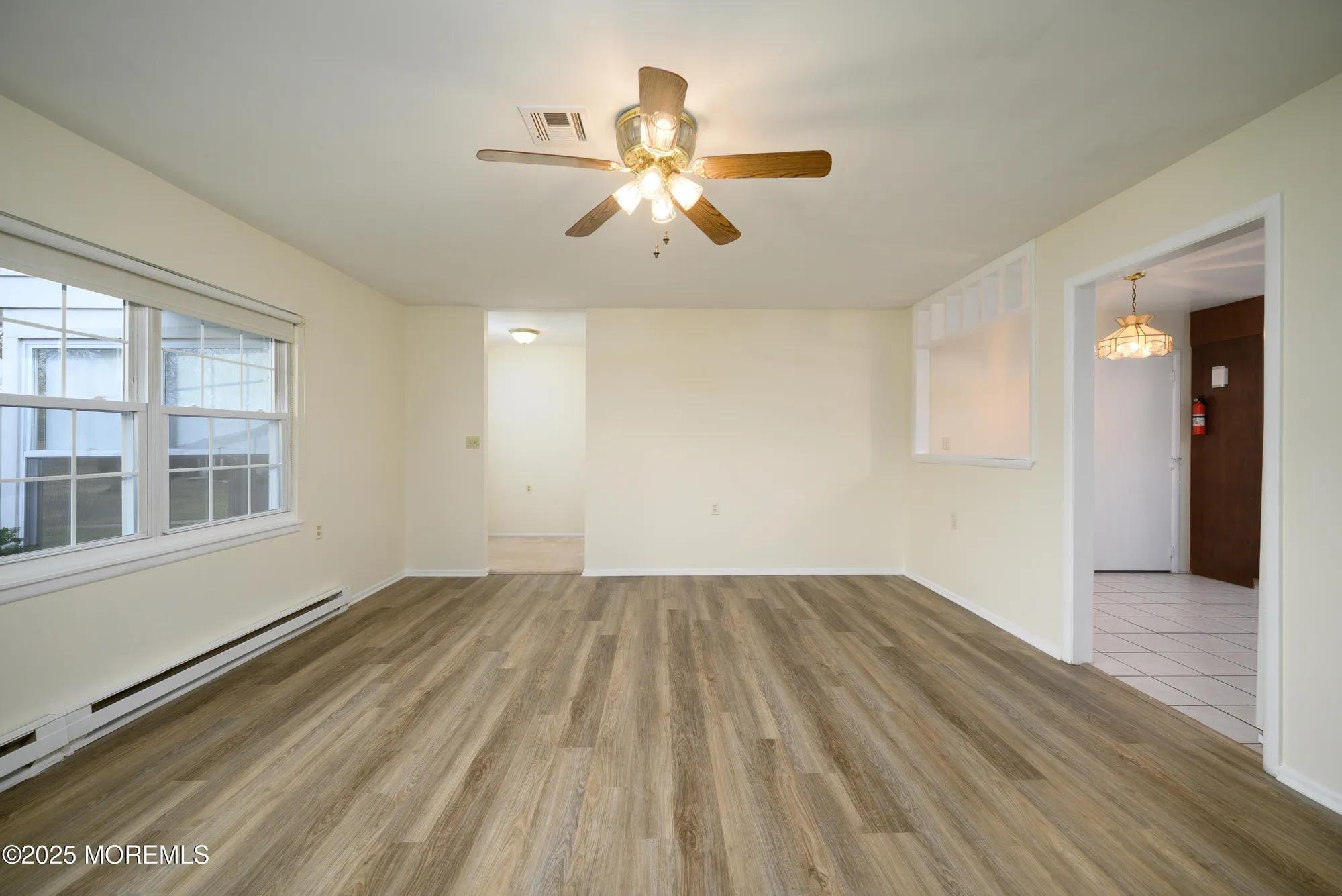 Property Slideshow image 5 of 24 | 933b thornhill ct, Lakewood, NJ, 08701