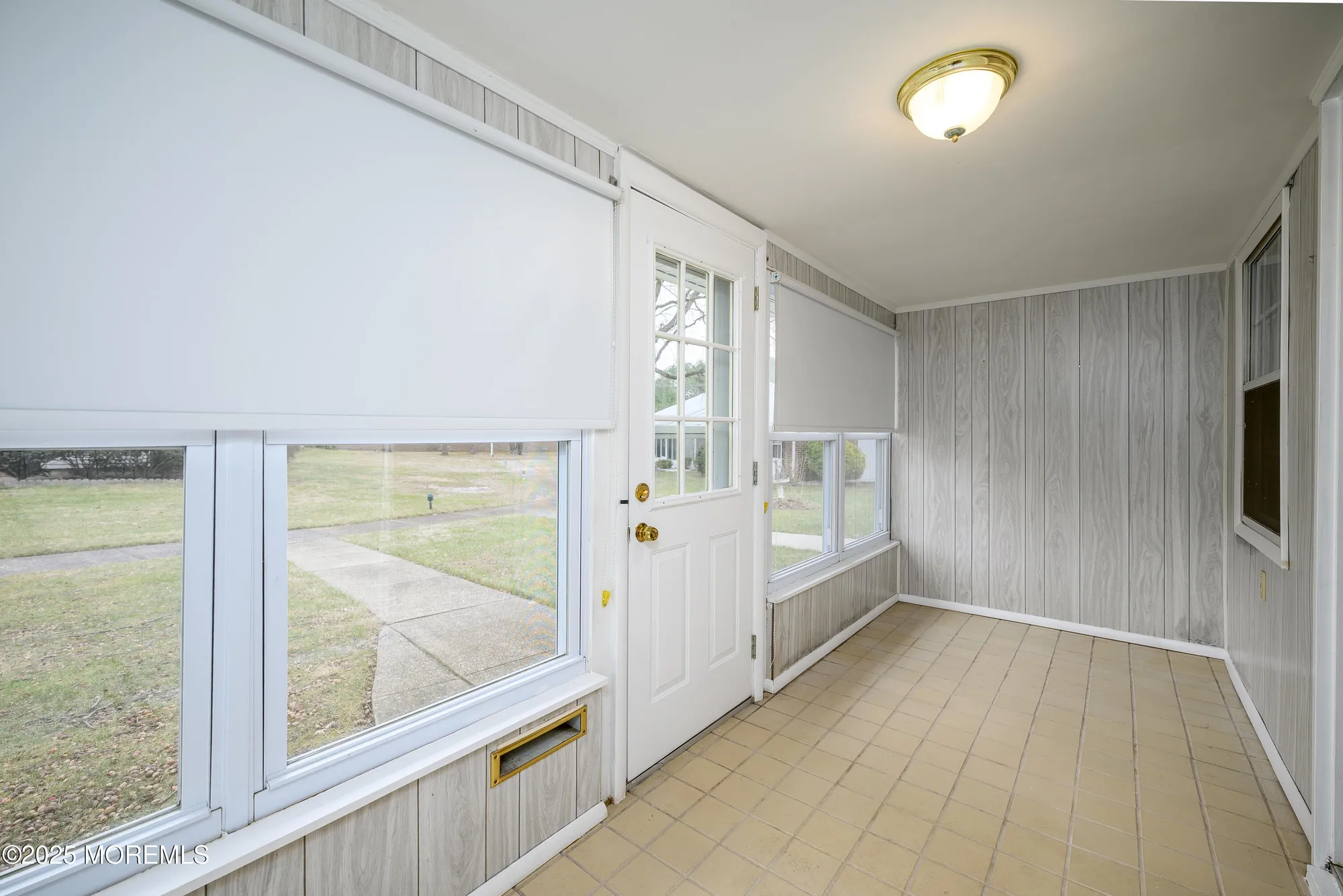 Property Slideshow image 18 of 24 | 933b thornhill ct, Lakewood, NJ, 08701