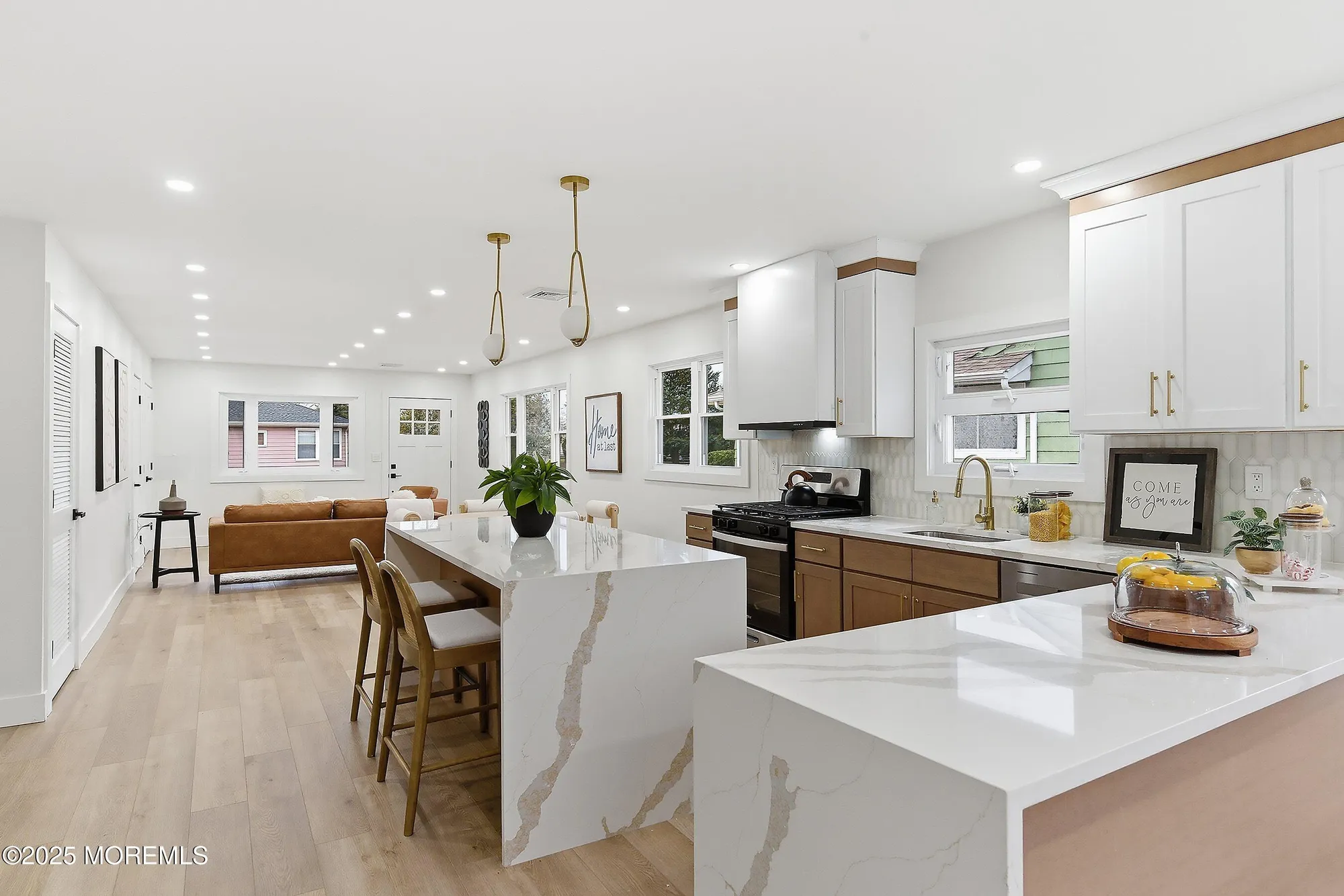 Property Slideshow image 12 of 56 | 178 charlotteville dr, Toms River, NJ, 08757