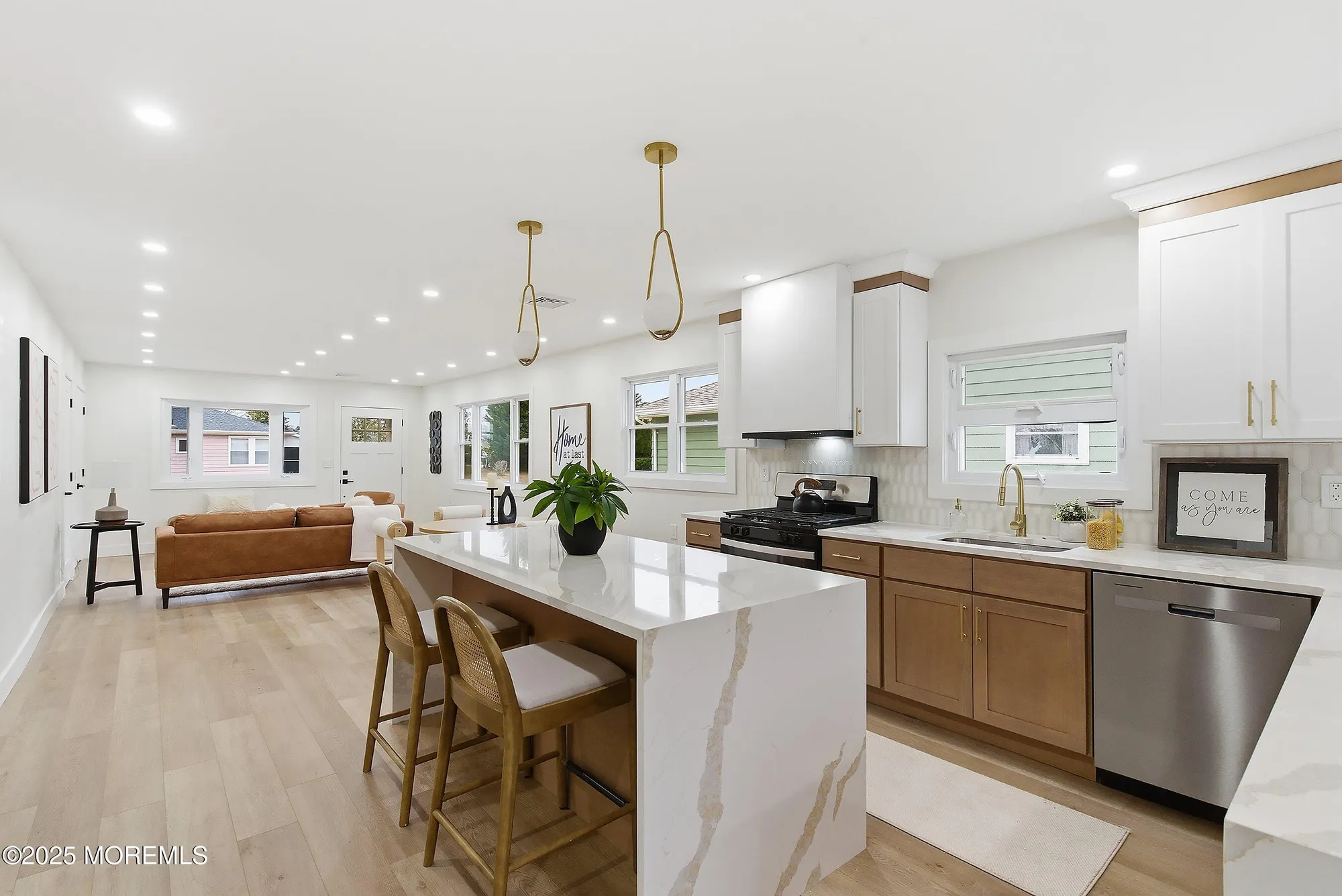 Property Slideshow image 13 of 56 | 178 charlotteville dr, Toms River, NJ, 08757