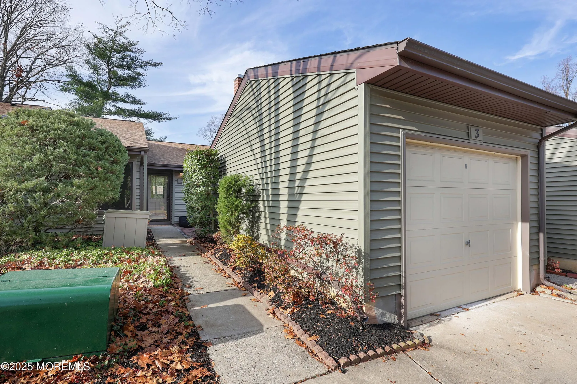 Property Slideshow image 40 of 54 | 3 auburn ct, Red Bank, NJ, 07701