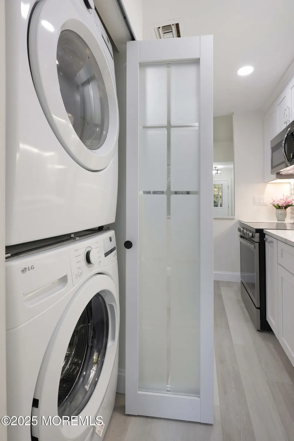 Property Slideshow image 22 of 54 | 3 auburn ct, Red Bank, NJ, 07701