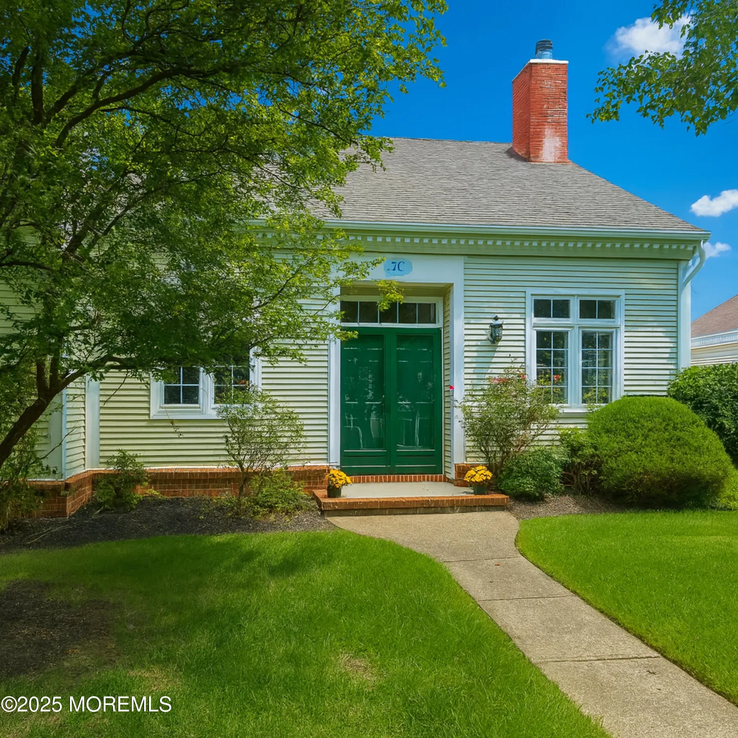 Property Slideshow image 2 of 36 | 7c rutland ln, Monroe, NJ, 08831