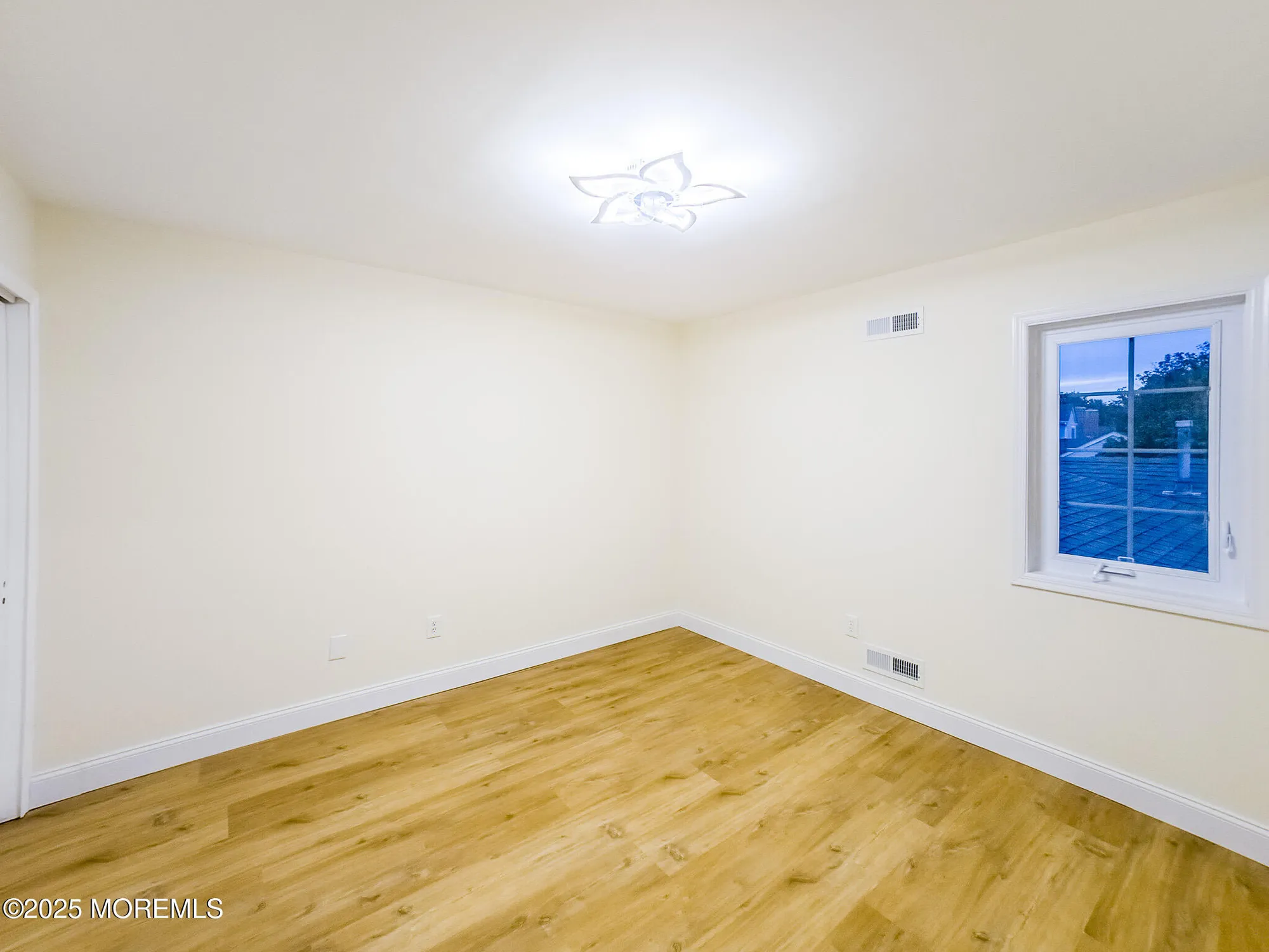 Property Slideshow image 33 of 36 | 7c rutland ln, Monroe, NJ, 08831