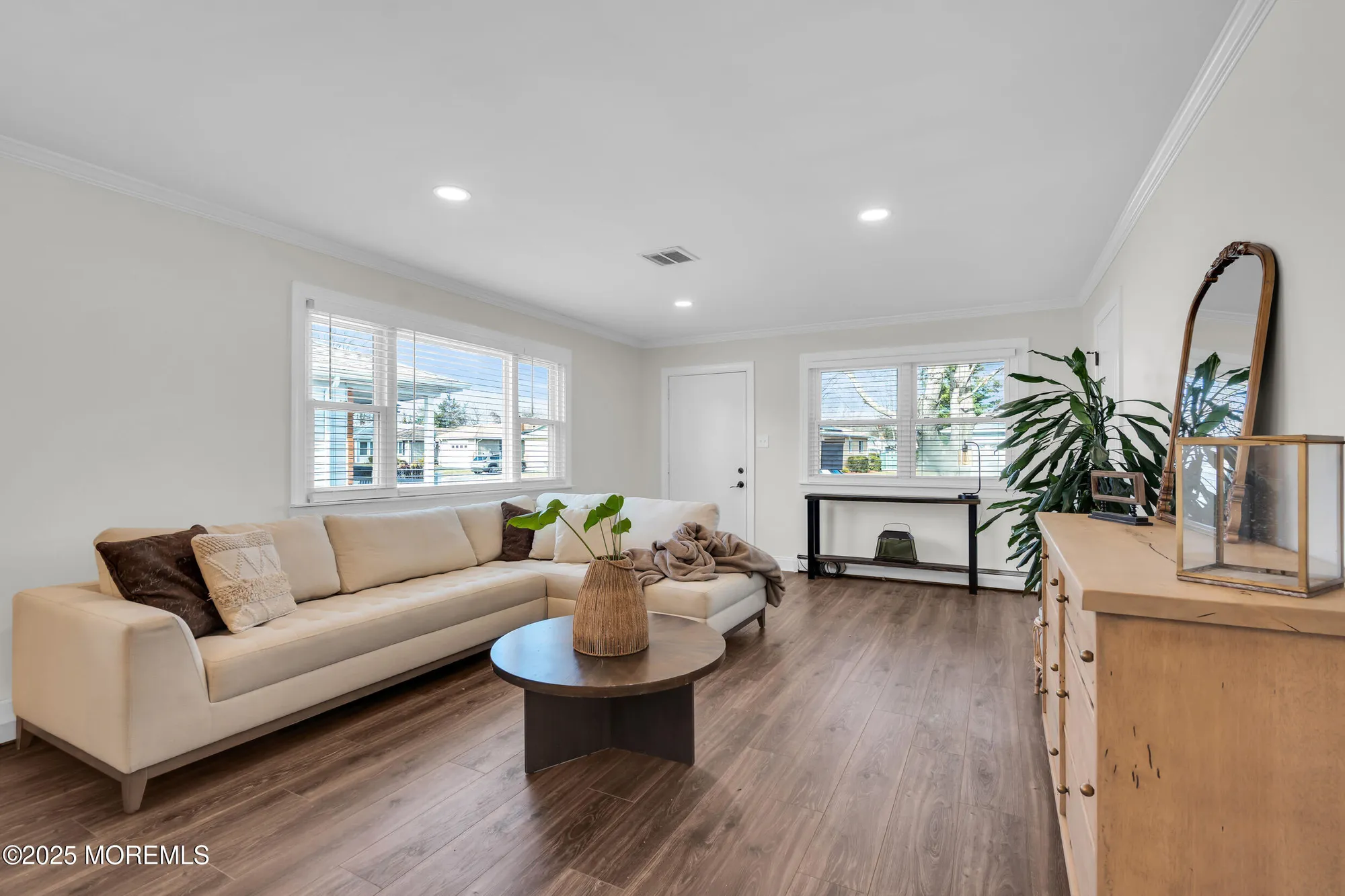 Property Slideshow image 12 of 49 | 7 georgetown dr, Toms River, NJ, 08757