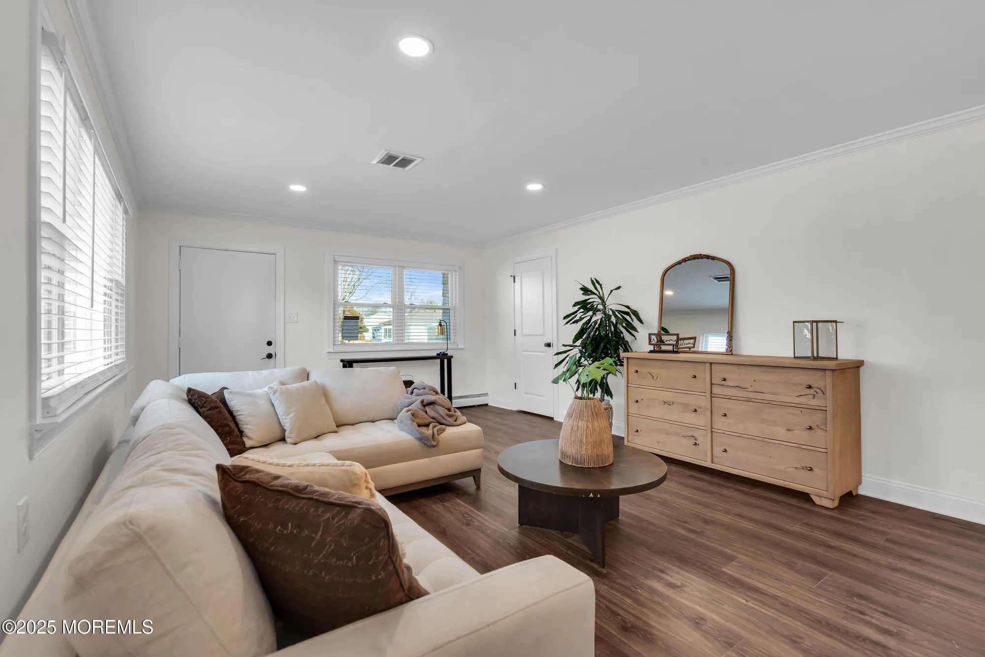 Property Slideshow image 13 of 49 | 7 georgetown dr, Toms River, NJ, 08757