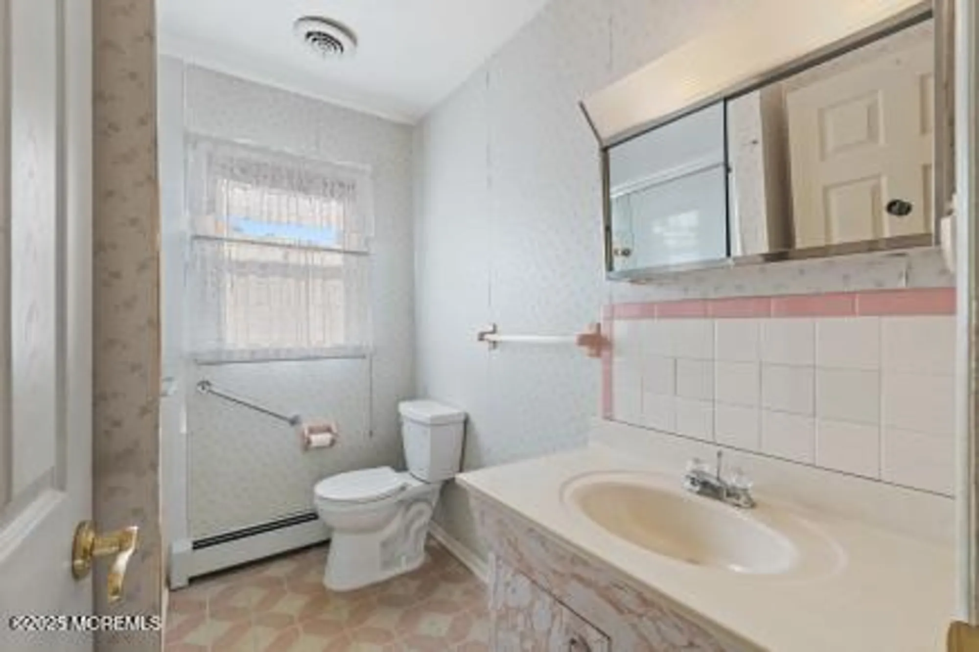 Property Slideshow image 22 of 41 | 6 stanford dr, Toms River, NJ, 08757