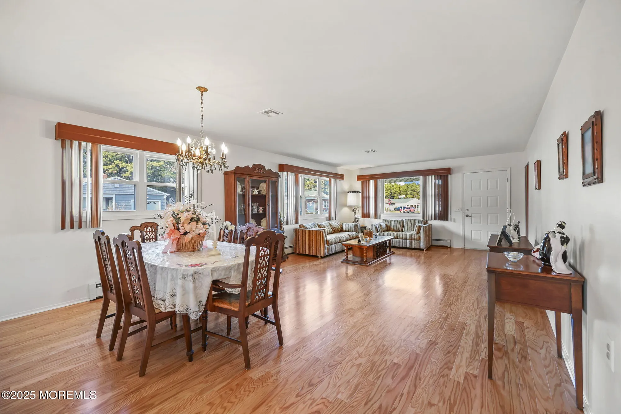 Property Slideshow image 10 of 24 | 39 fontana st, Toms River, NJ, 08757