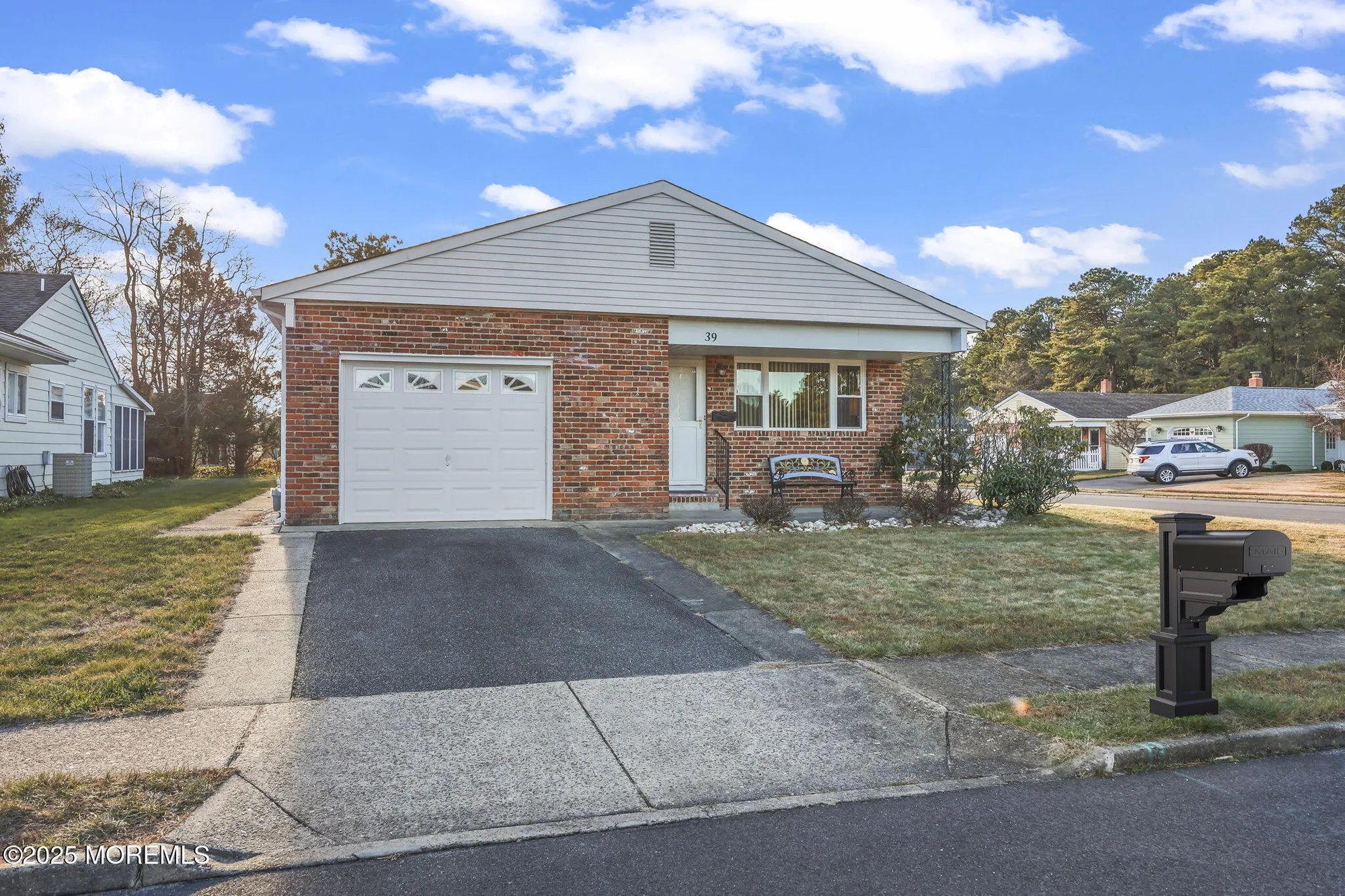 Property Slideshow image 4 of 24 | 39 fontana st, Toms River, NJ, 08757