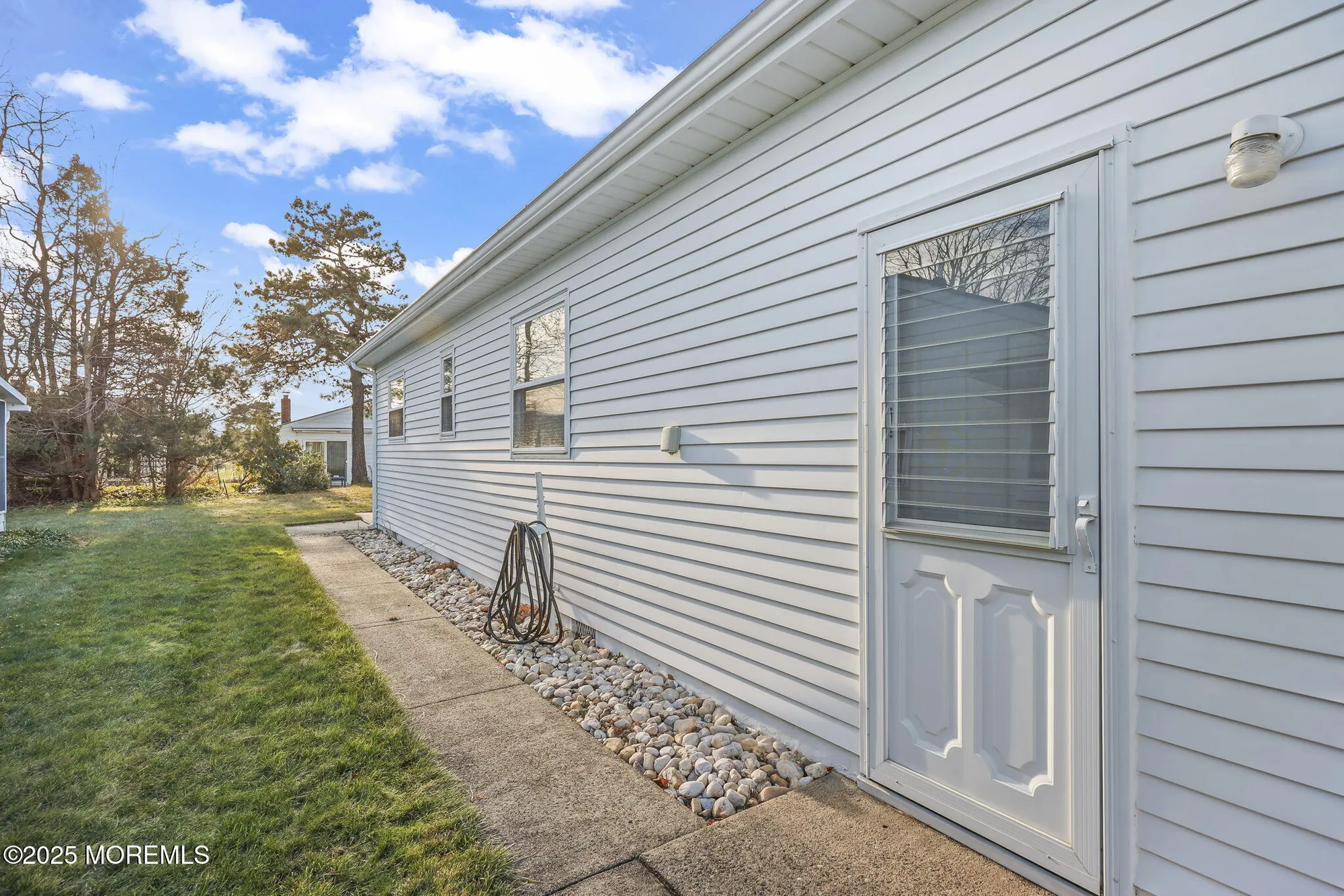 Property Slideshow image 20 of 24 | 39 fontana st, Toms River, NJ, 08757