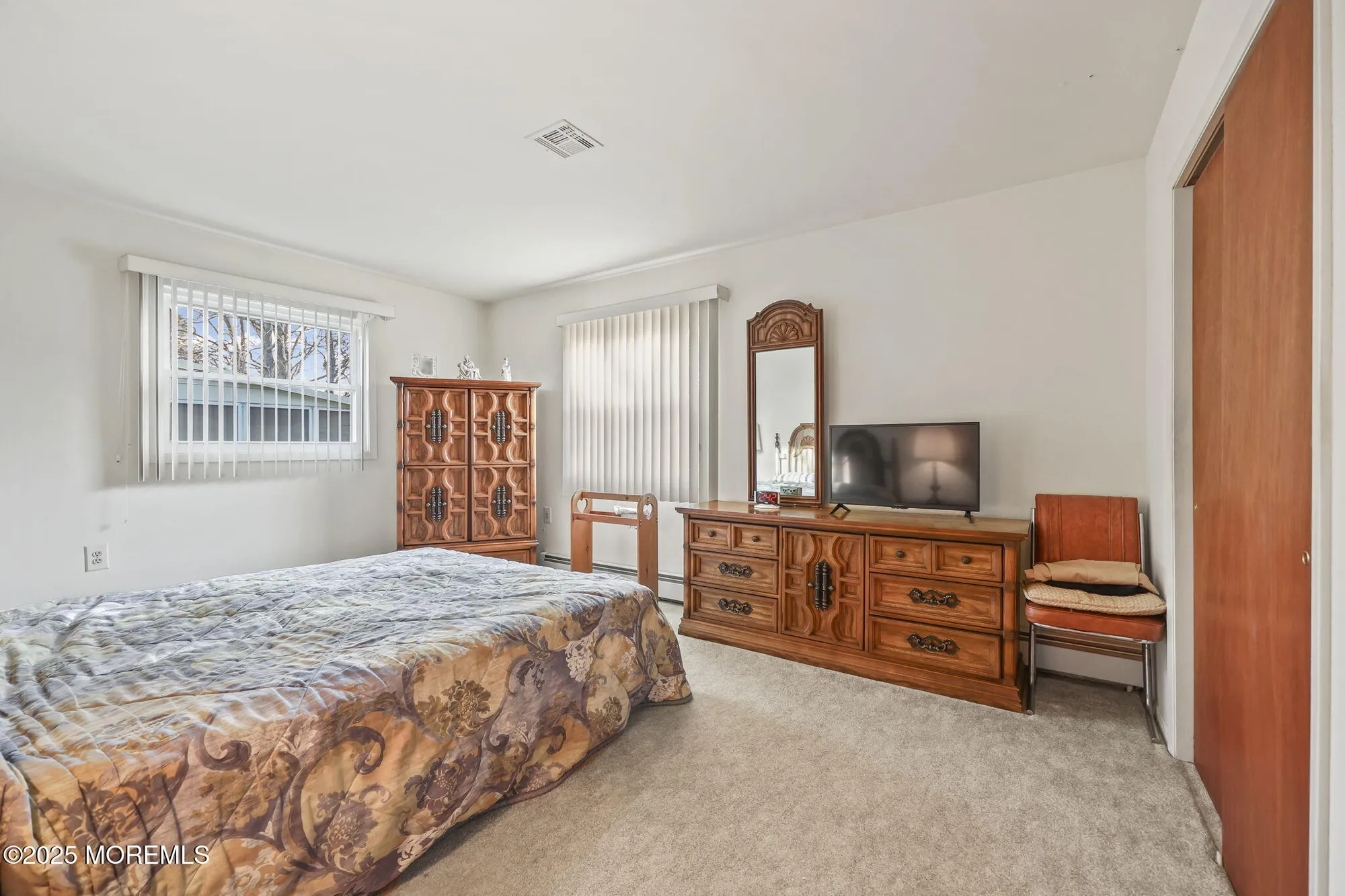 Property Slideshow image 15 of 24 | 39 fontana st, Toms River, NJ, 08757
