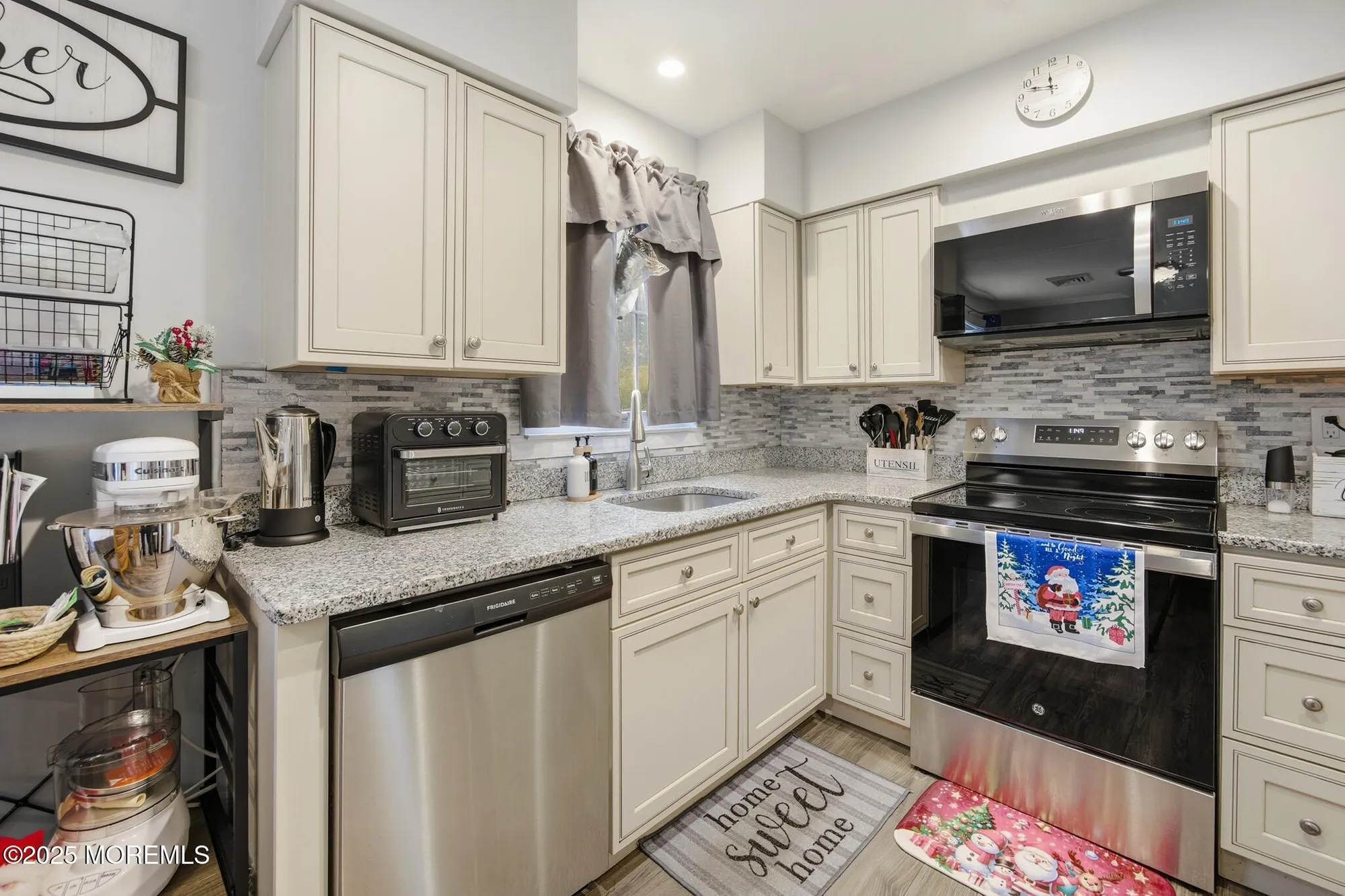 Property Slideshow image 11 of 30 | 7b canton dr, Whiting, NJ, 08759