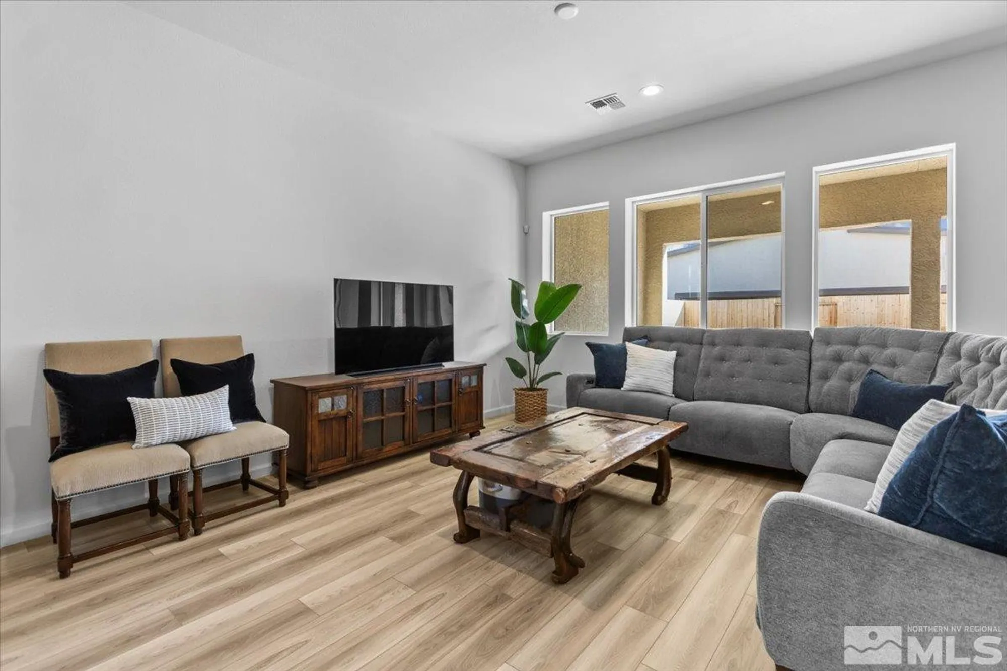 Property Slideshow image 12 of 40 | 12518 brass ridge st, Reno, NV, 89521