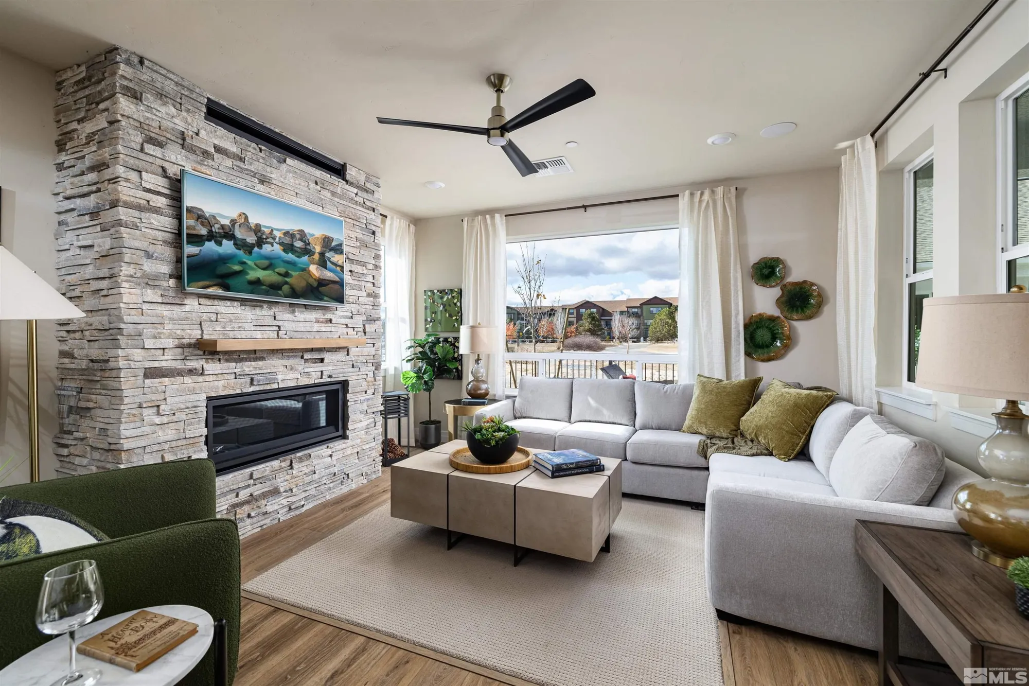 Property Slideshow image 7 of 18 | 282 arlis pl, Sparks, NV, 89441