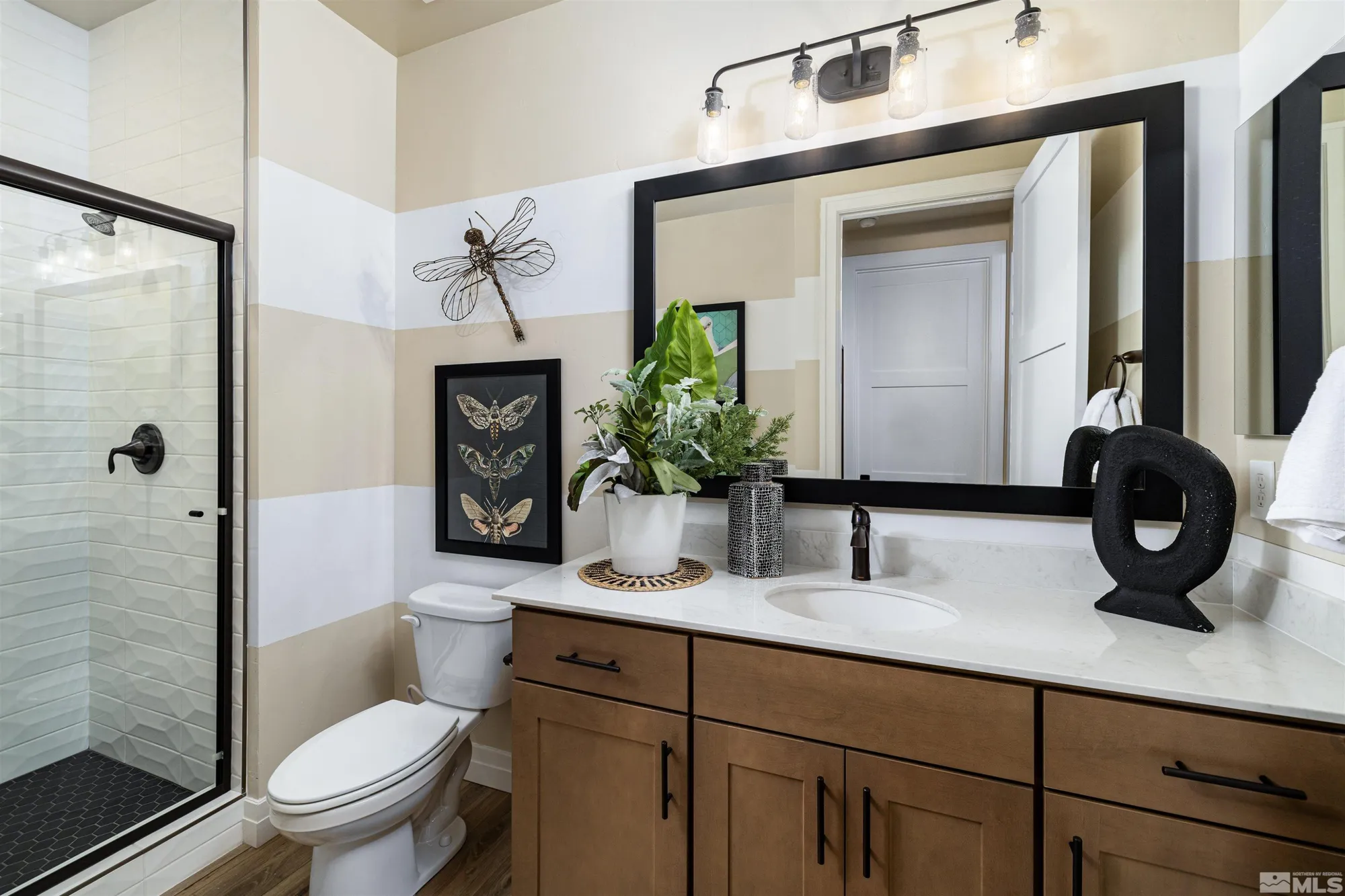 Property Slideshow image 10 of 18 | 282 arlis pl, Sparks, NV, 89441