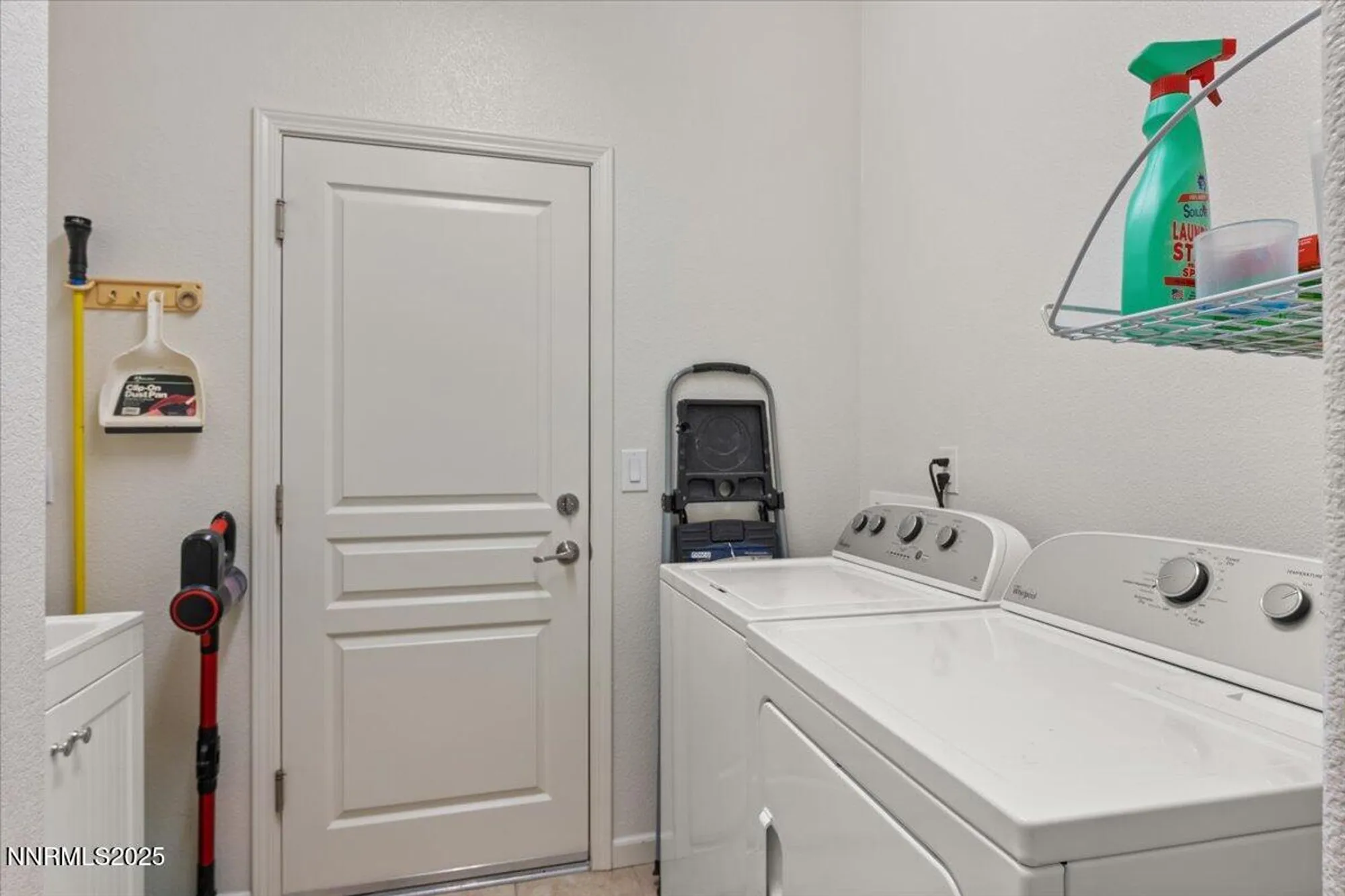 Property Slideshow image 32 of 55 | 1380 wakefield trl, Reno, NV, 89523