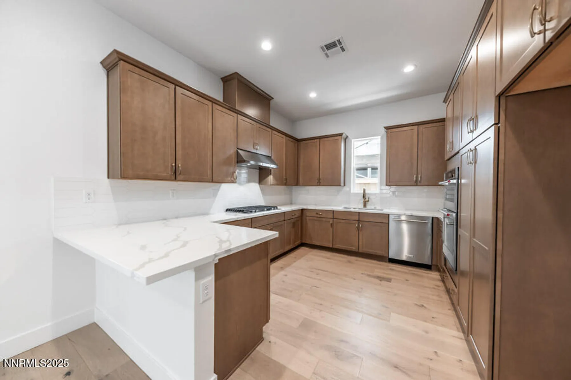 Property Slideshow image 6 of 16 | 2344 rocky anchor ln oakhill 83, Sparks, NV, 89436