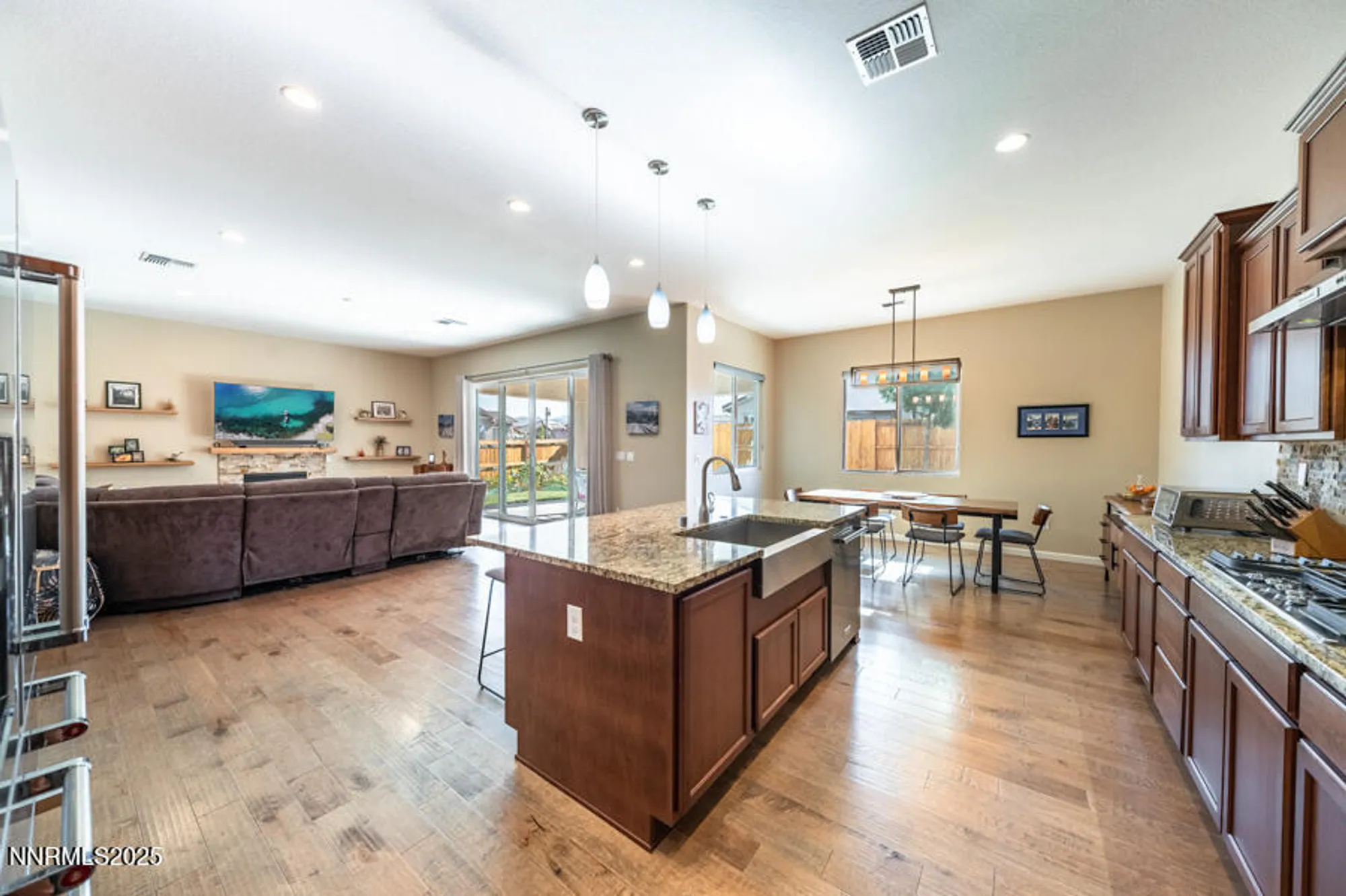 Property Slideshow image 21 of 66 | 175 niatross ct, Reno, NV, 89521