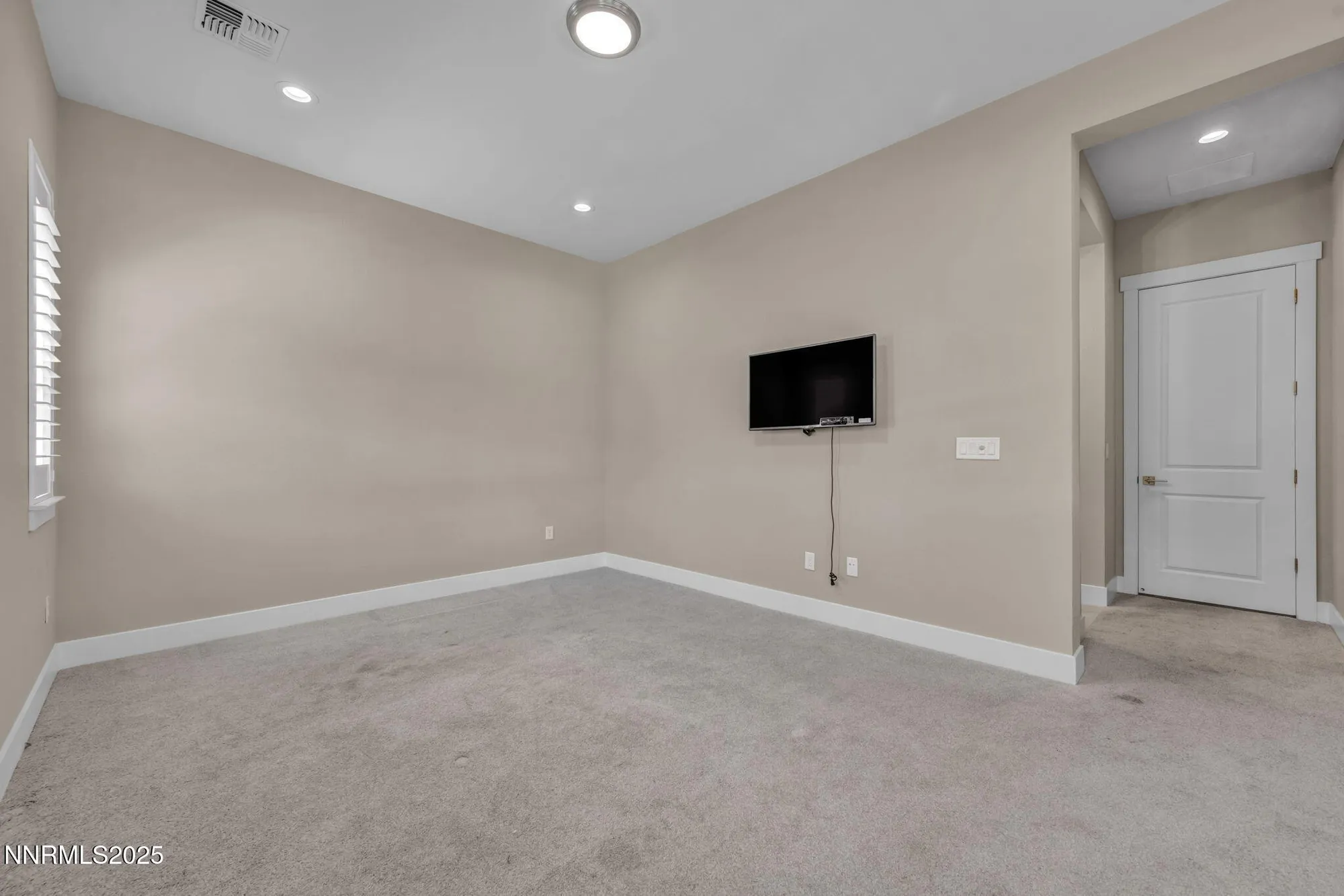 Property Slideshow image 24 of 56 | 2250 copper brand dr, Reno, NV, 89521
