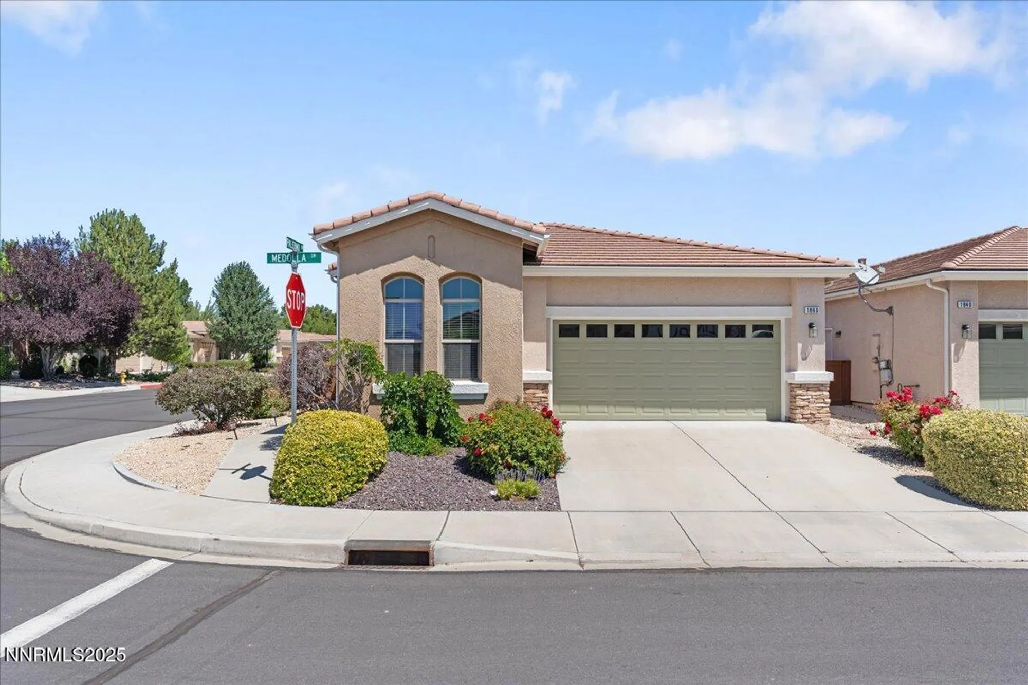 Property Slideshow image 1 of 31 | 1860 medolla dr, Sparks, NV, 89434
