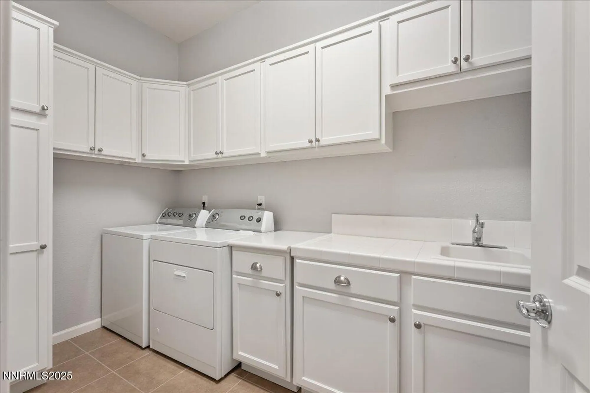 Property Slideshow image 29 of 53 | 2250 trakehner ln, Reno, NV, 89521