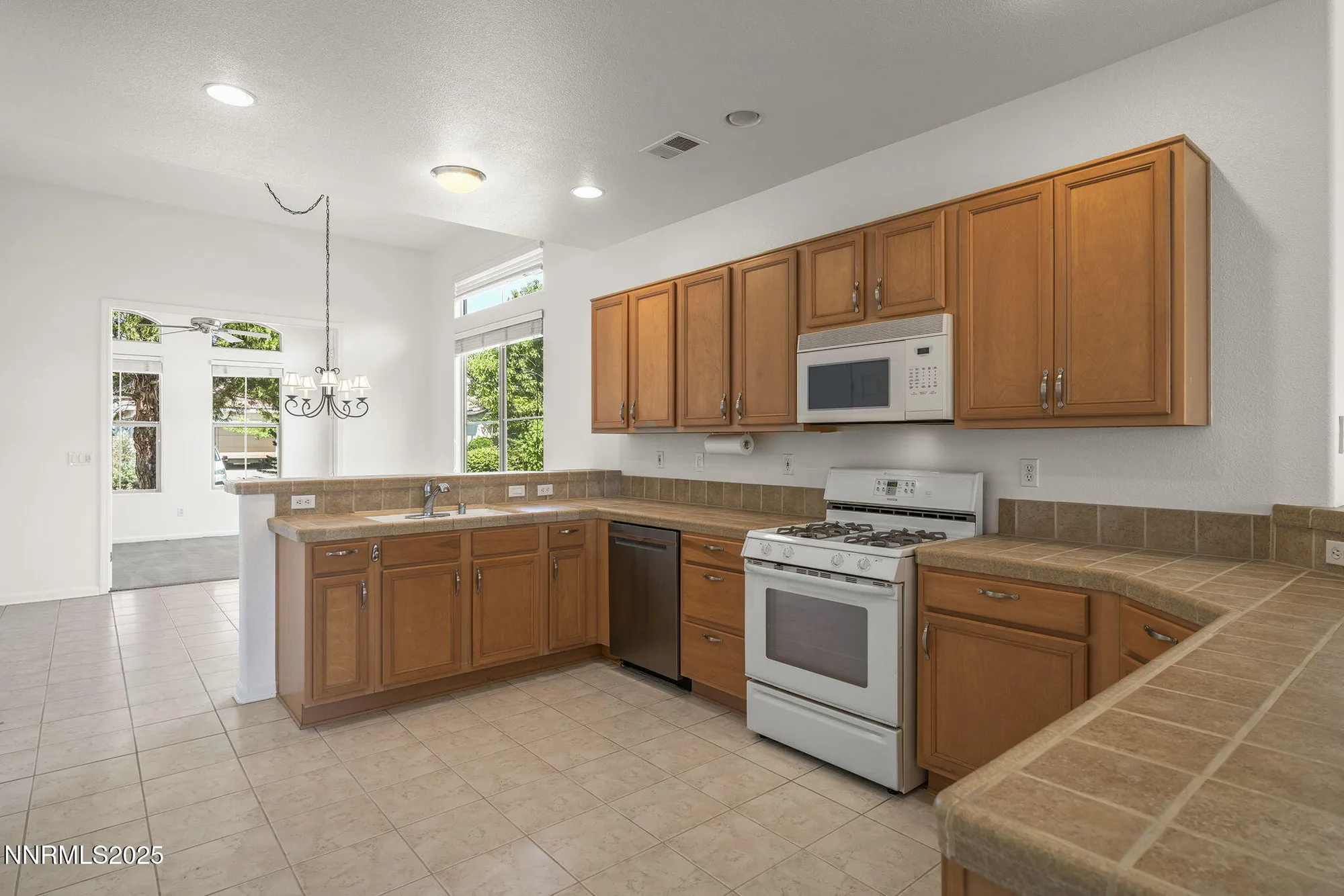 Property Slideshow image 8 of 32 | 2119 avella dr, Sparks, NV, 89434