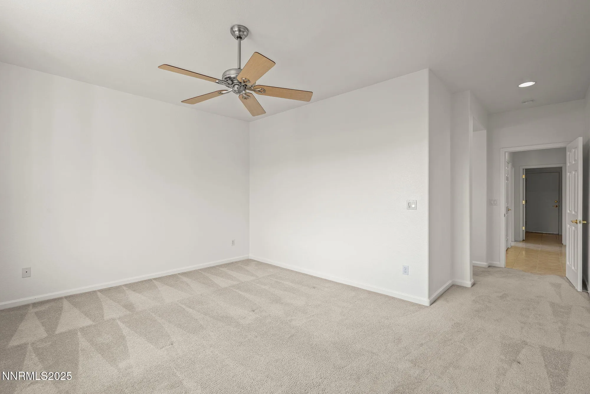 Property Slideshow image 16 of 32 | 2119 avella dr, Sparks, NV, 89434