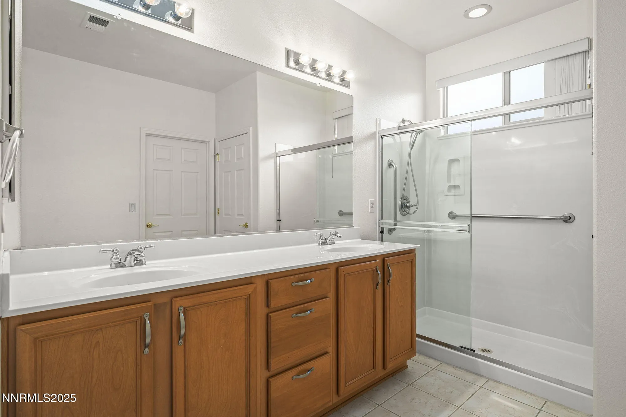 Property Slideshow image 17 of 32 | 2119 avella dr, Sparks, NV, 89434