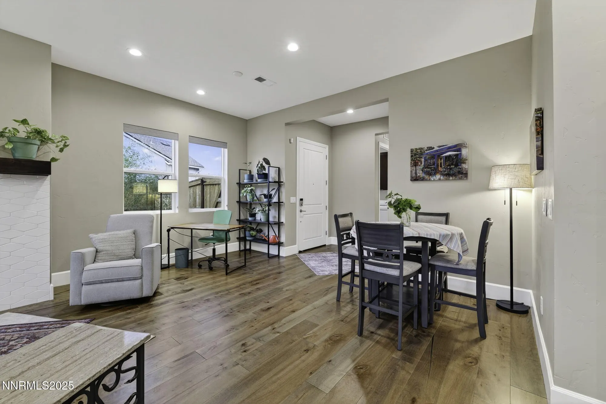 Property Slideshow image 7 of 51 | 7317 oakmont ln, Sparks, NV, 89436