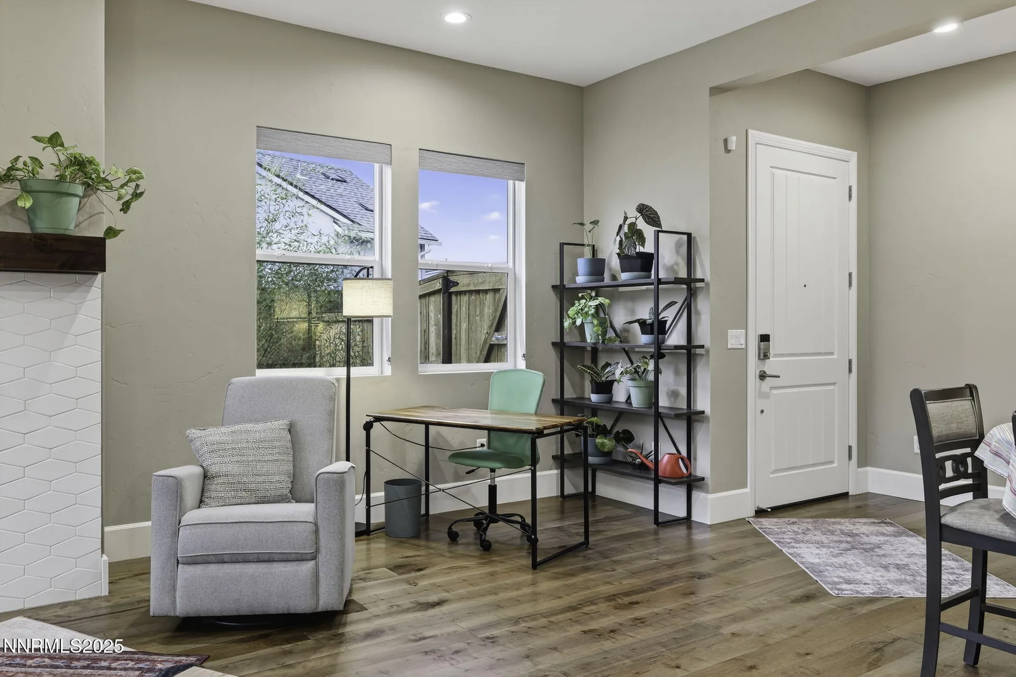 Property Slideshow image 9 of 51 | 7317 oakmont ln, Sparks, NV, 89436