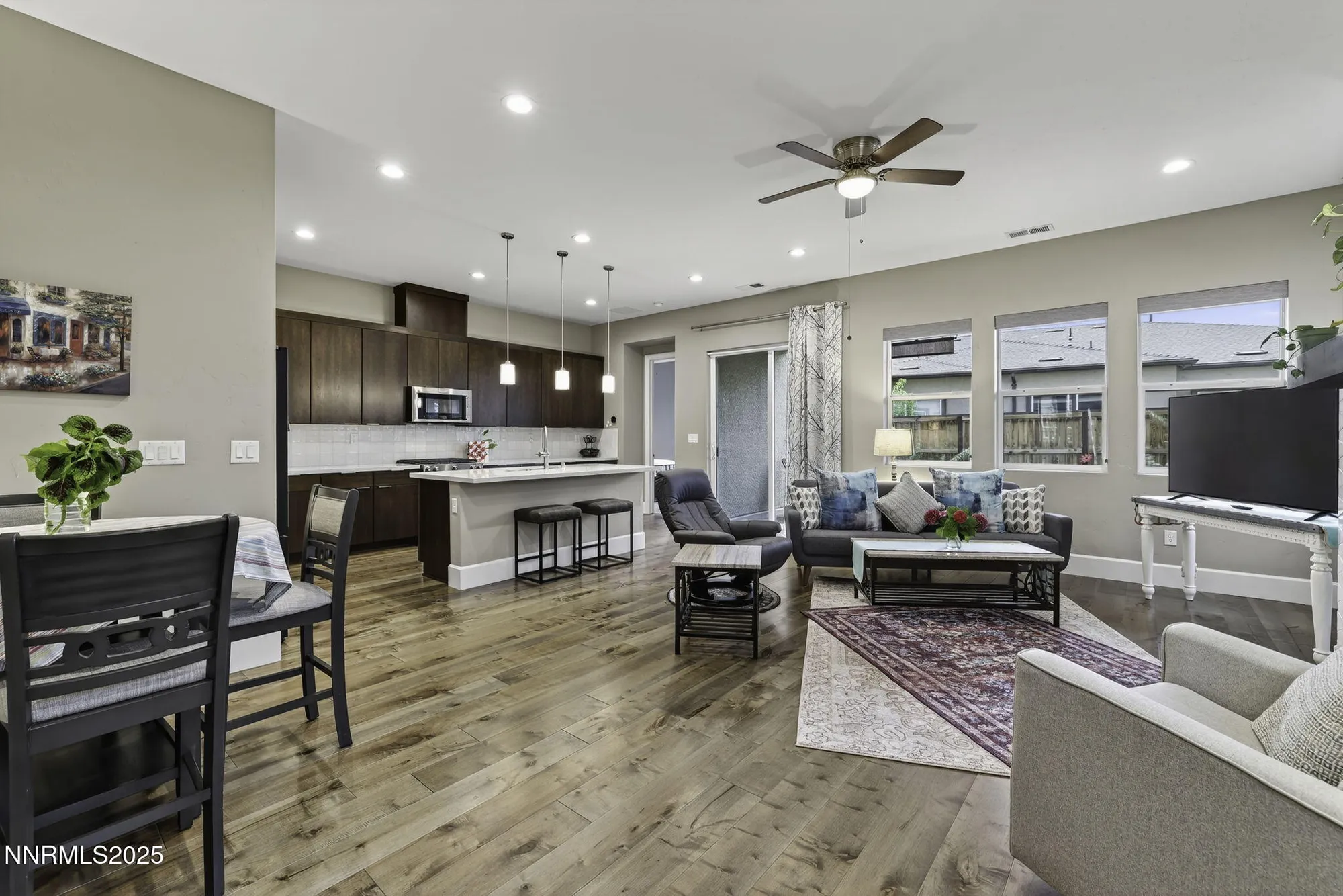 Property Slideshow image 11 of 51 | 7317 oakmont ln, Sparks, NV, 89436