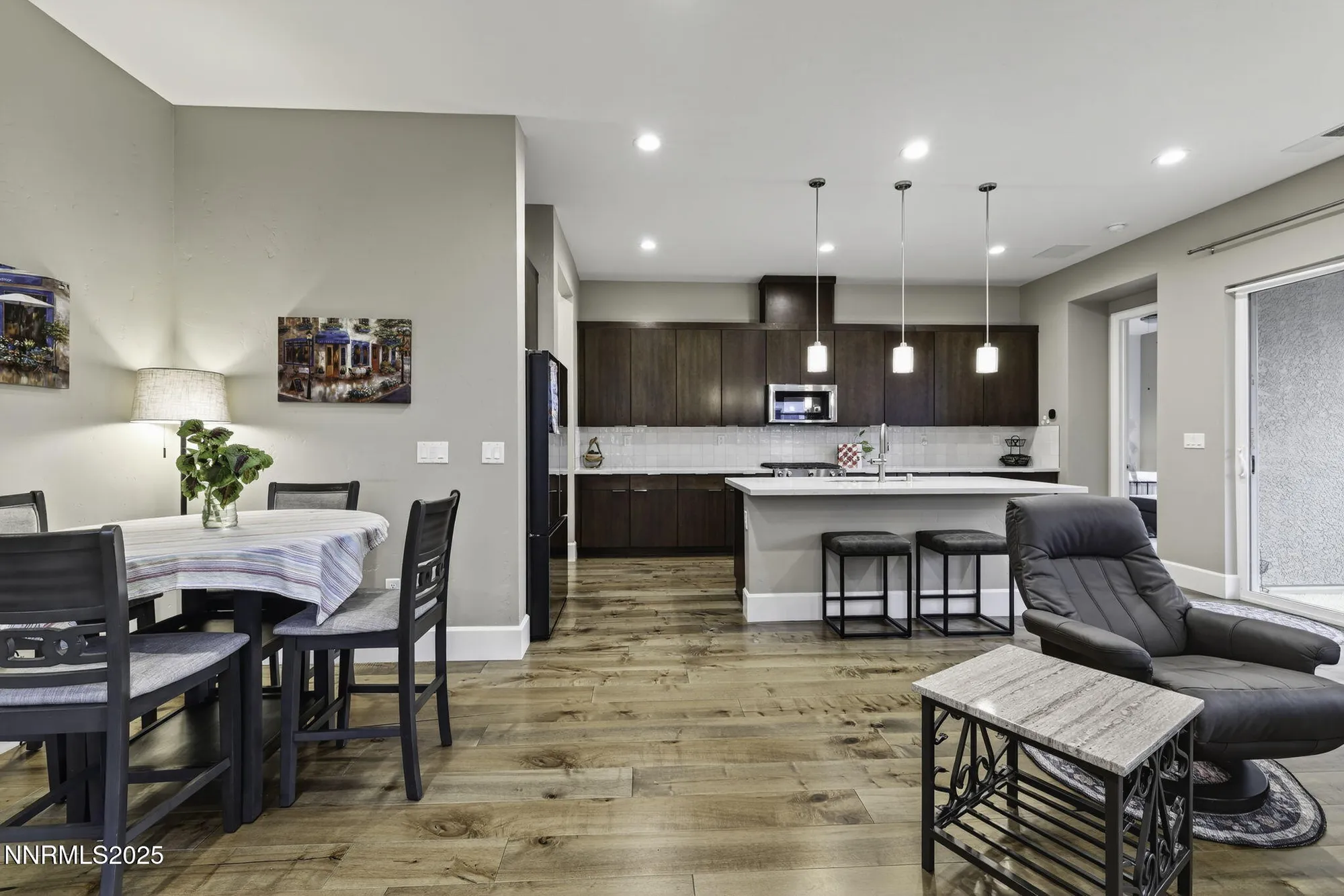 Property Slideshow image 13 of 51 | 7317 oakmont ln, Sparks, NV, 89436