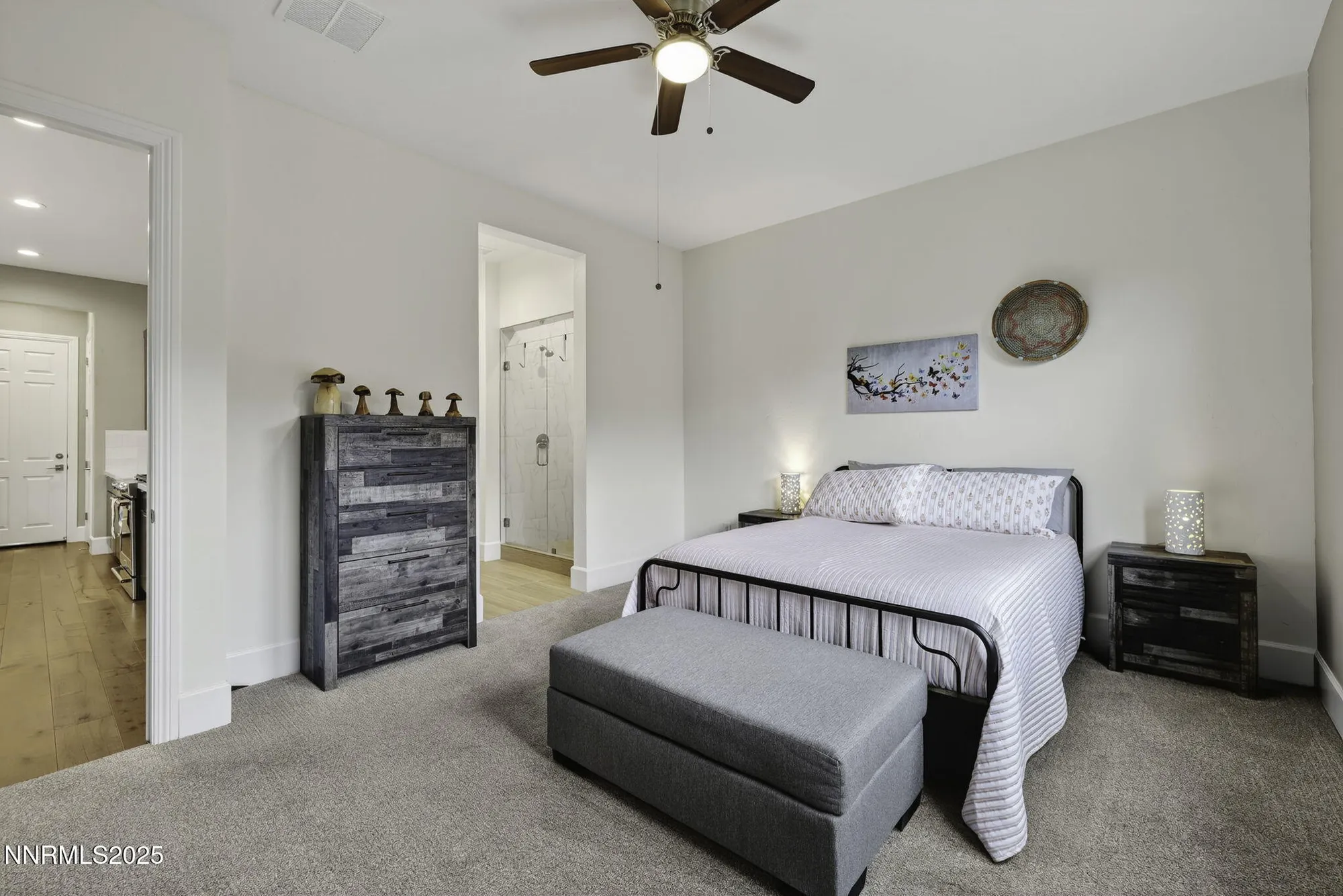 Property Slideshow image 28 of 51 | 7317 oakmont ln, Sparks, NV, 89436