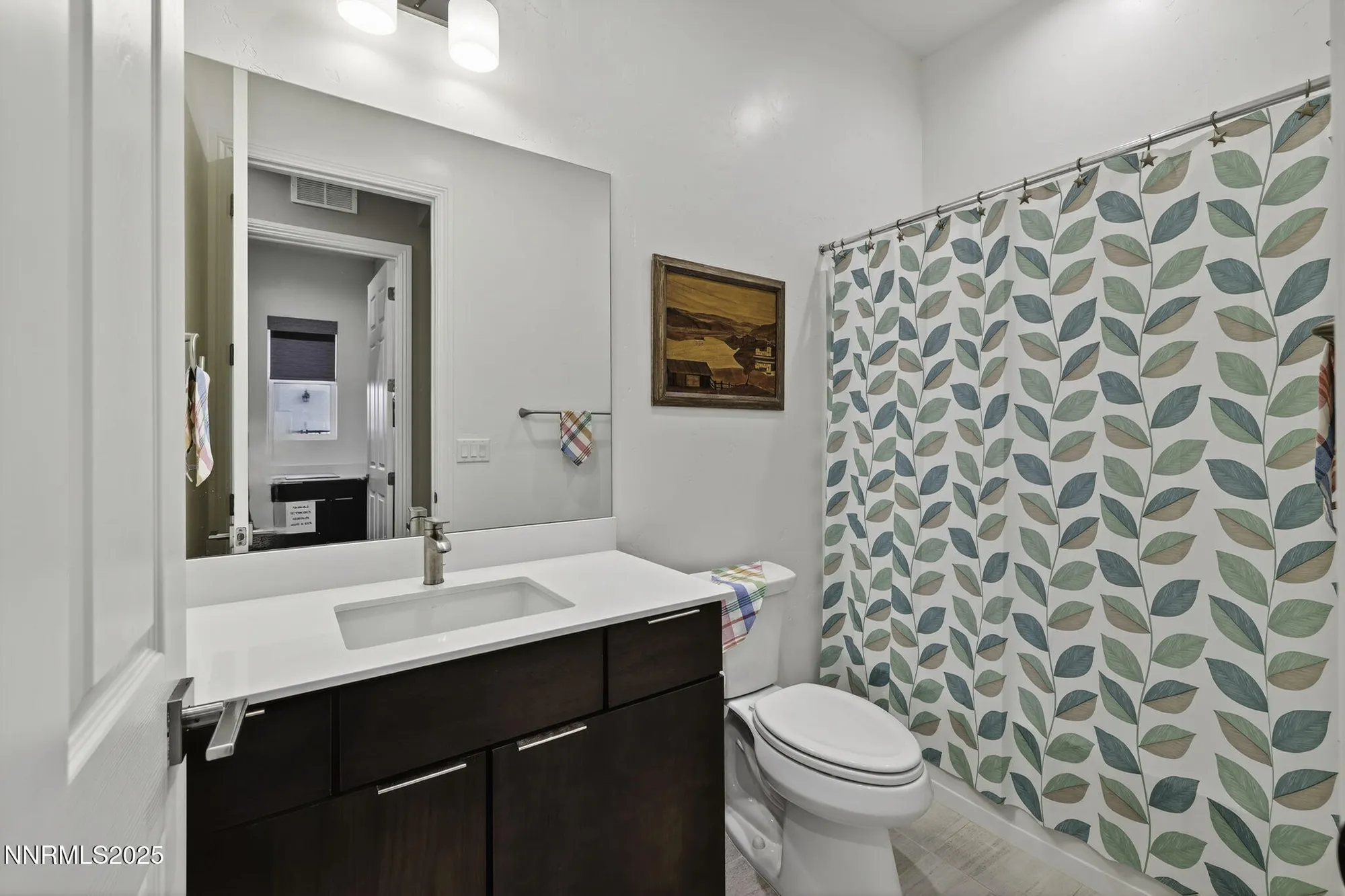 Property Slideshow image 42 of 51 | 7317 oakmont ln, Sparks, NV, 89436