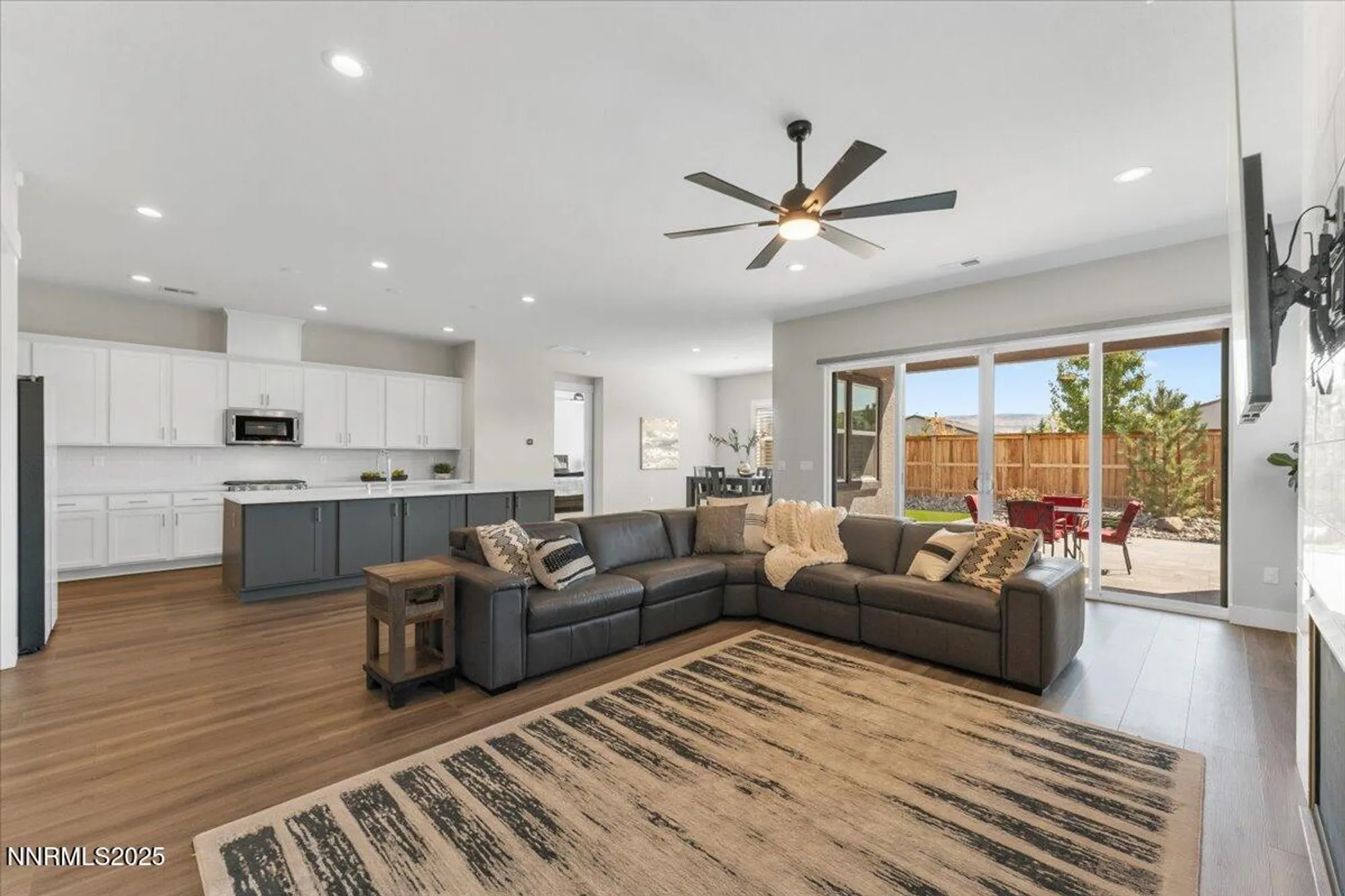 Property Slideshow image 8 of 54 | 7536 evans bridge st, Sparks, NV, 89436