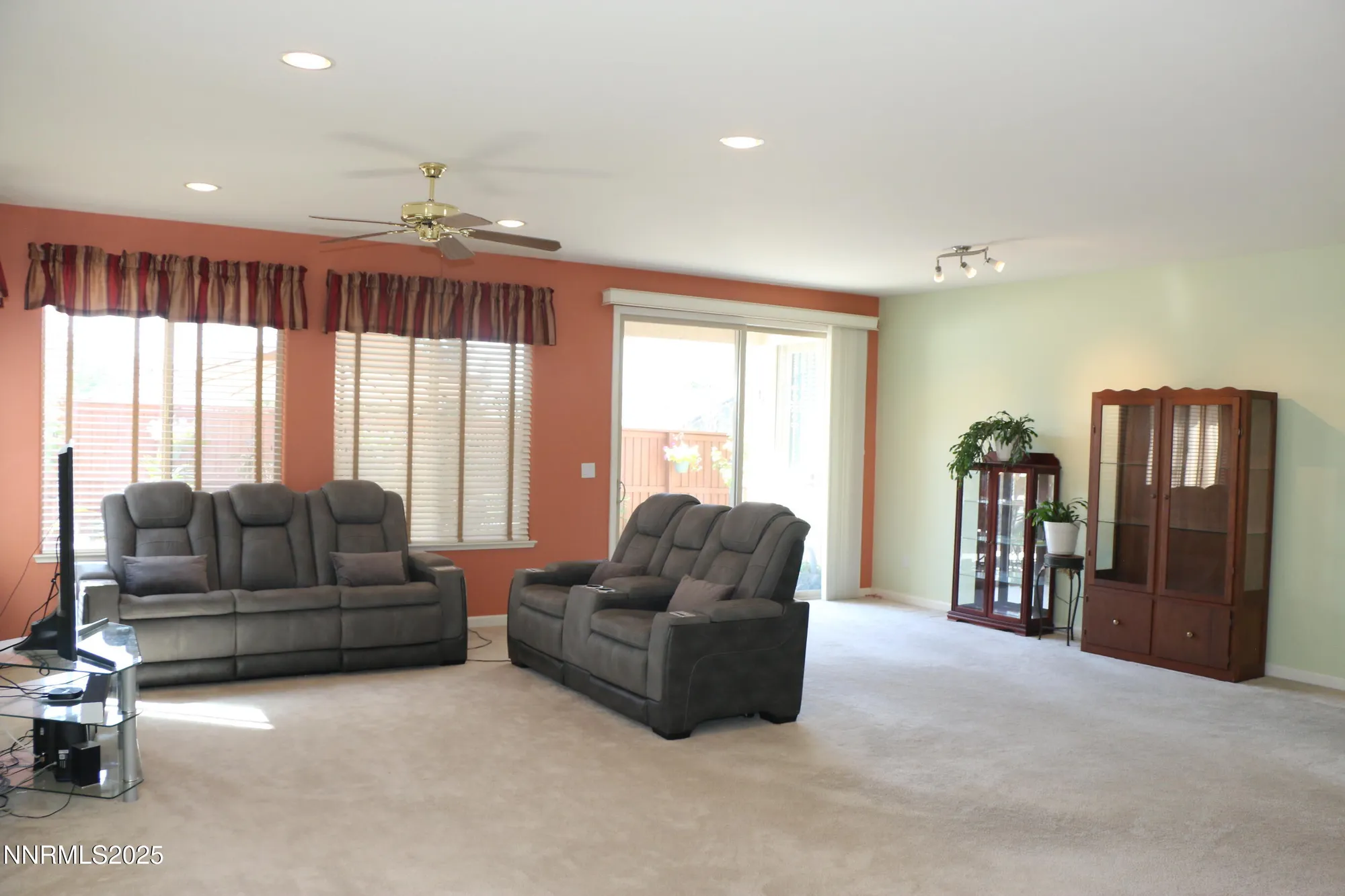 Property Slideshow image 17 of 37 | 2335 calabria dr toscana, Sparks, NV, 89434