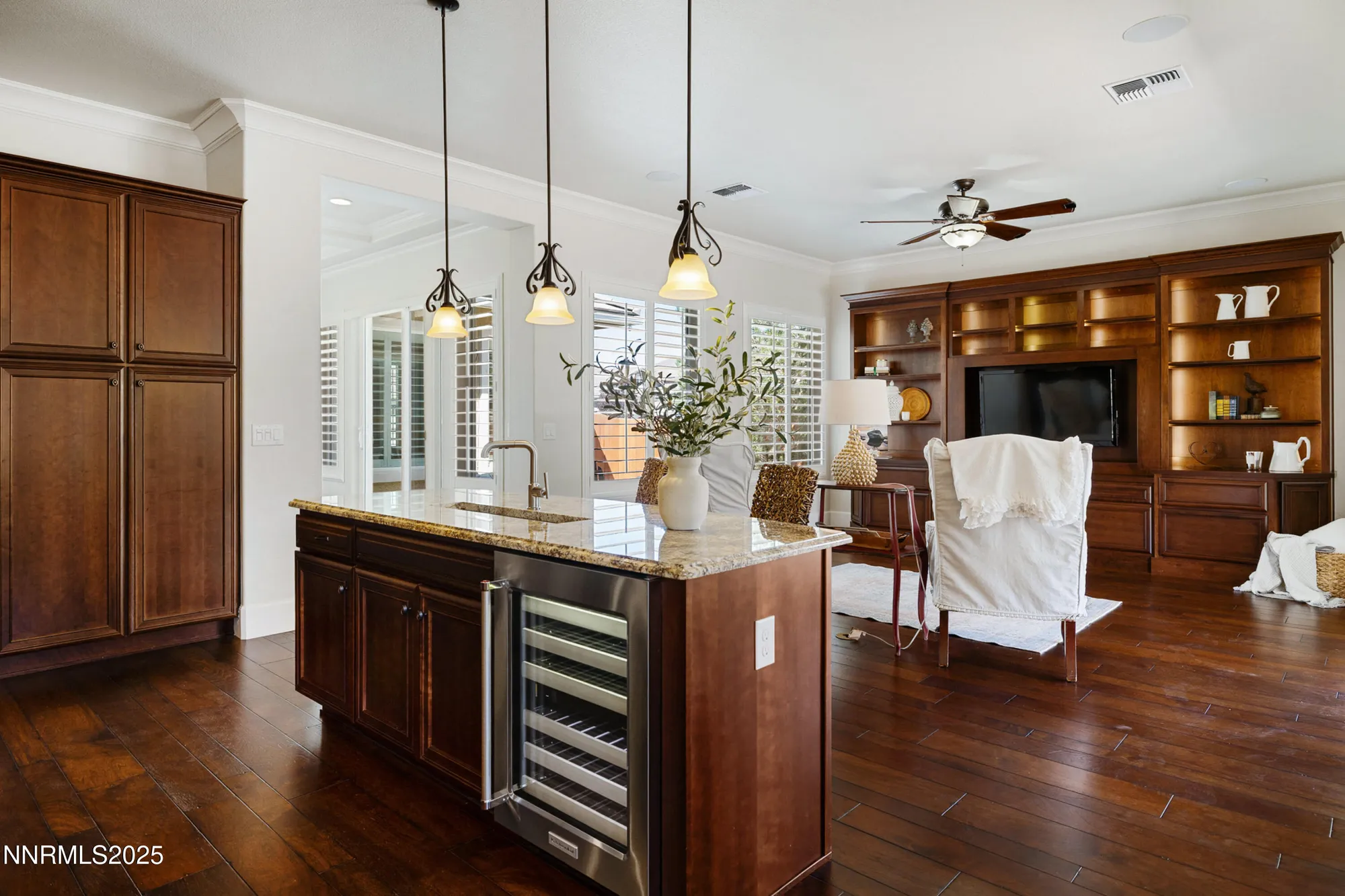 Property Slideshow image 8 of 47 | 2220 arpagos ln, Reno, NV, 89521