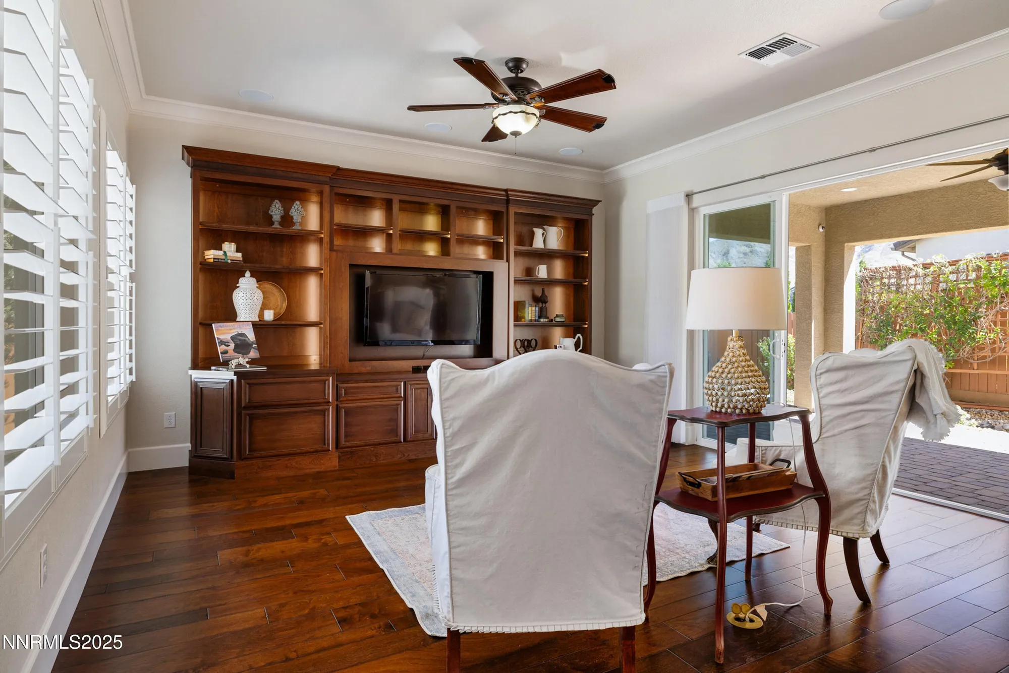 Property Slideshow image 10 of 47 | 2220 arpagos ln, Reno, NV, 89521