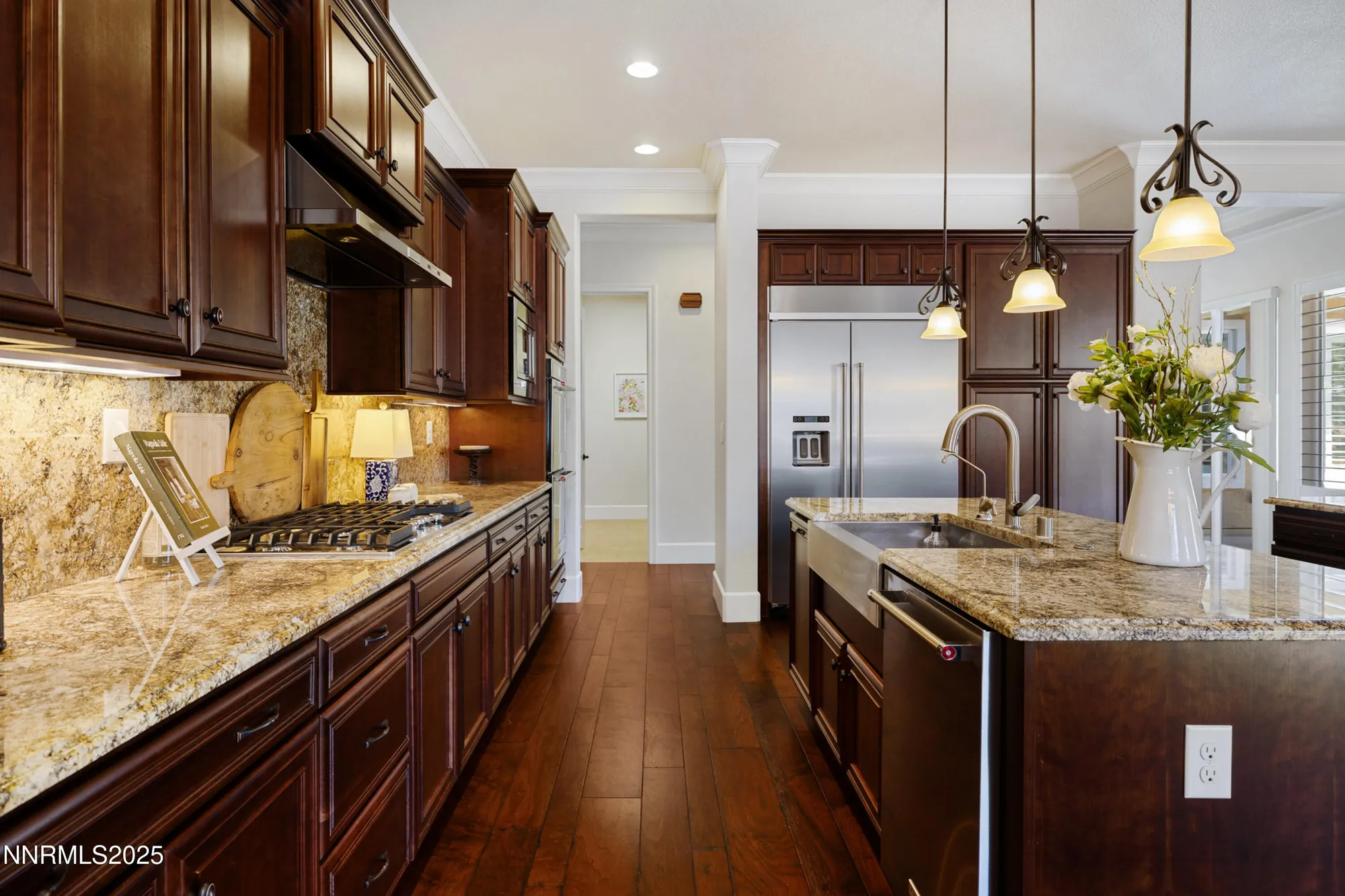 Property Slideshow image 31 of 47 | 2220 arpagos ln, Reno, NV, 89521