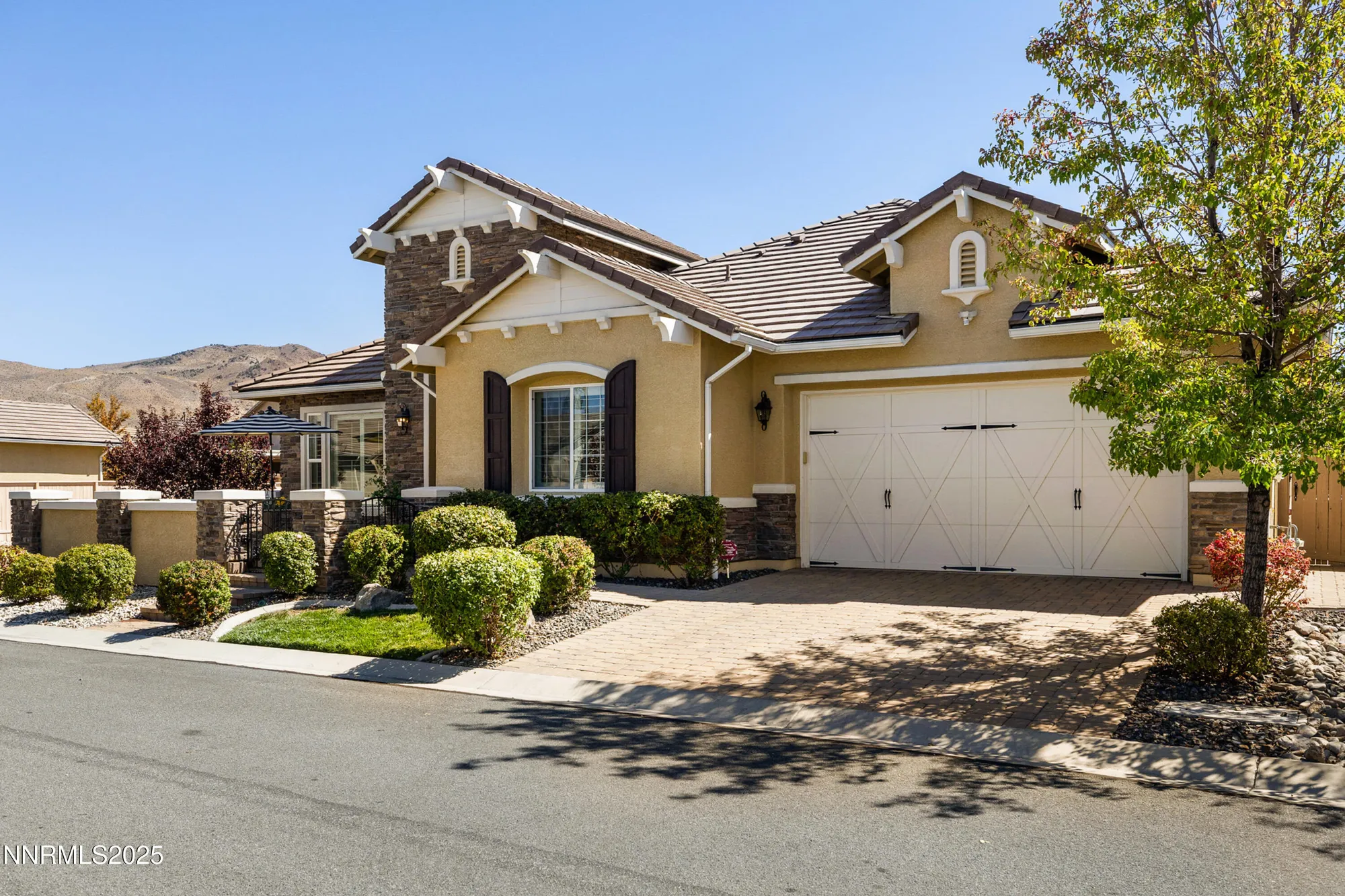 Property Slideshow image 35 of 47 | 2220 arpagos ln, Reno, NV, 89521