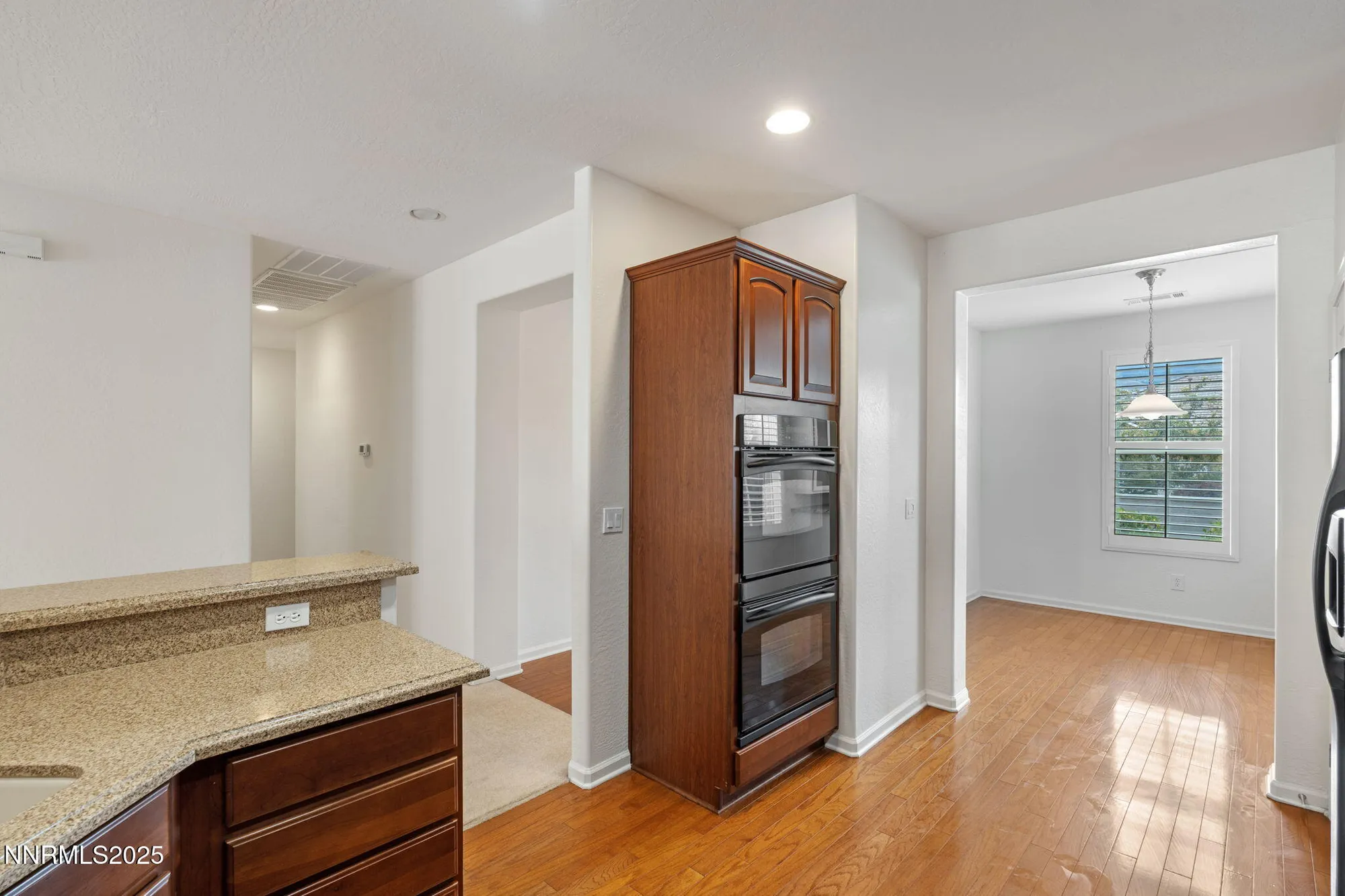 Property Slideshow image 14 of 38 | 1170 cliff park way, Reno, NV, 89523