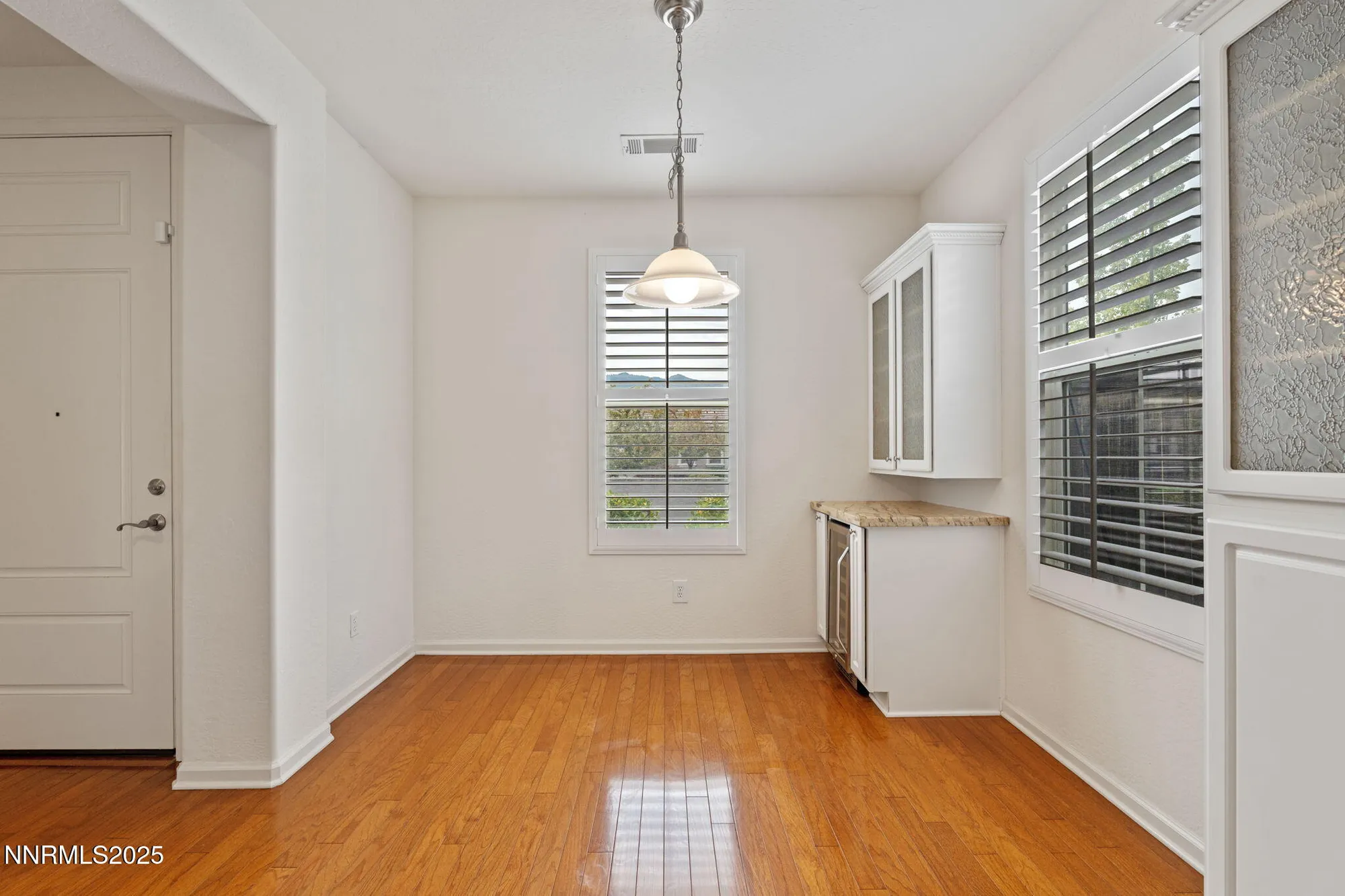 Property Slideshow image 7 of 38 | 1170 cliff park way, Reno, NV, 89523