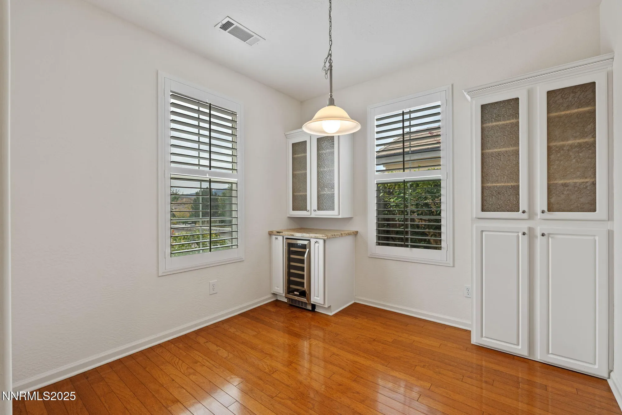 Property Slideshow image 8 of 38 | 1170 cliff park way, Reno, NV, 89523