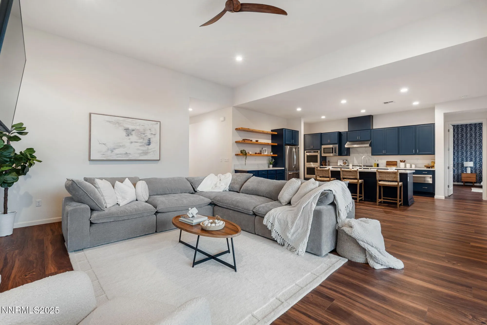 Property Slideshow image 17 of 55 | 7415 hoback dr, Sparks, NV, 89436