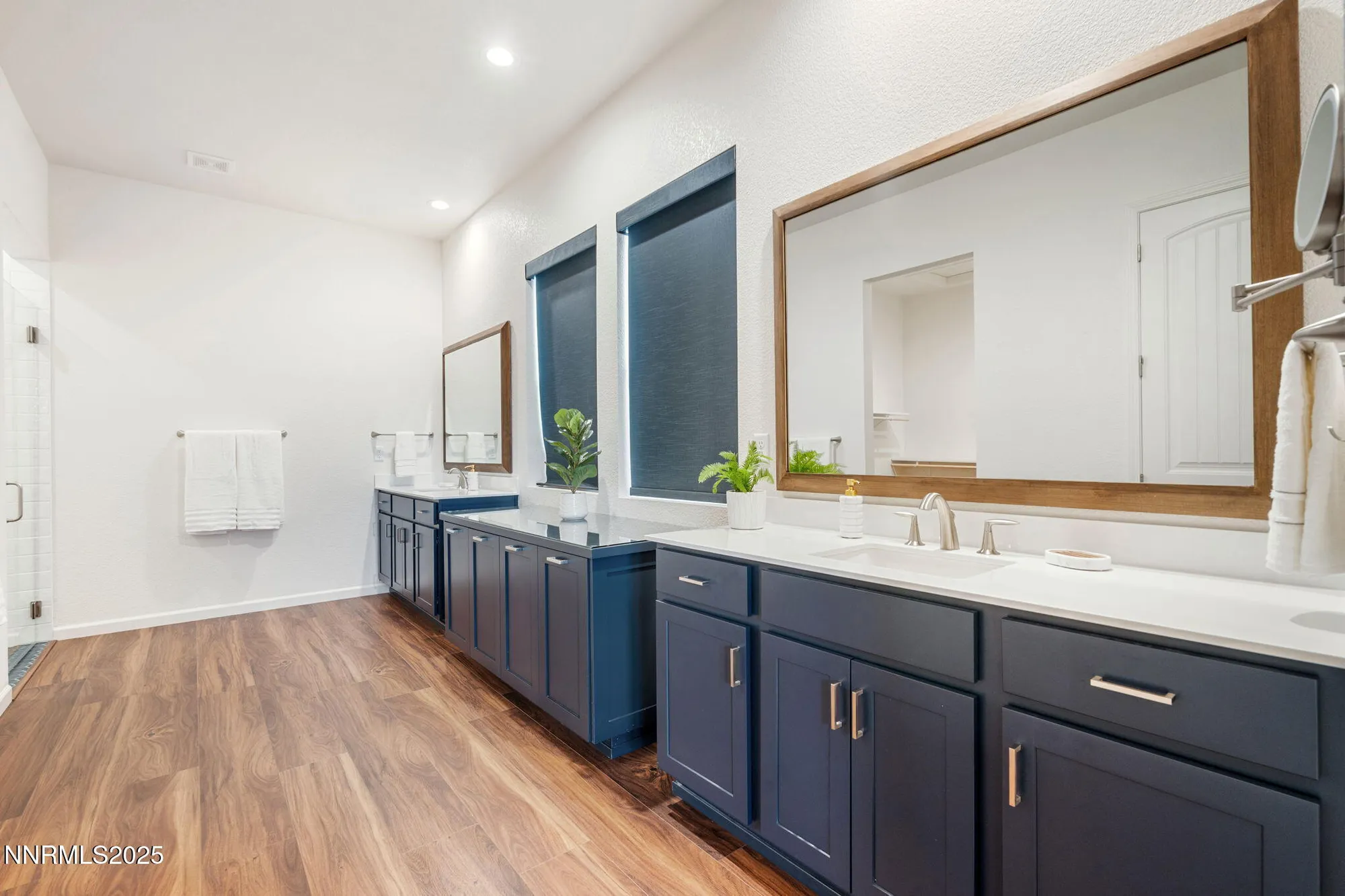 Property Slideshow image 26 of 55 | 7415 hoback dr, Sparks, NV, 89436