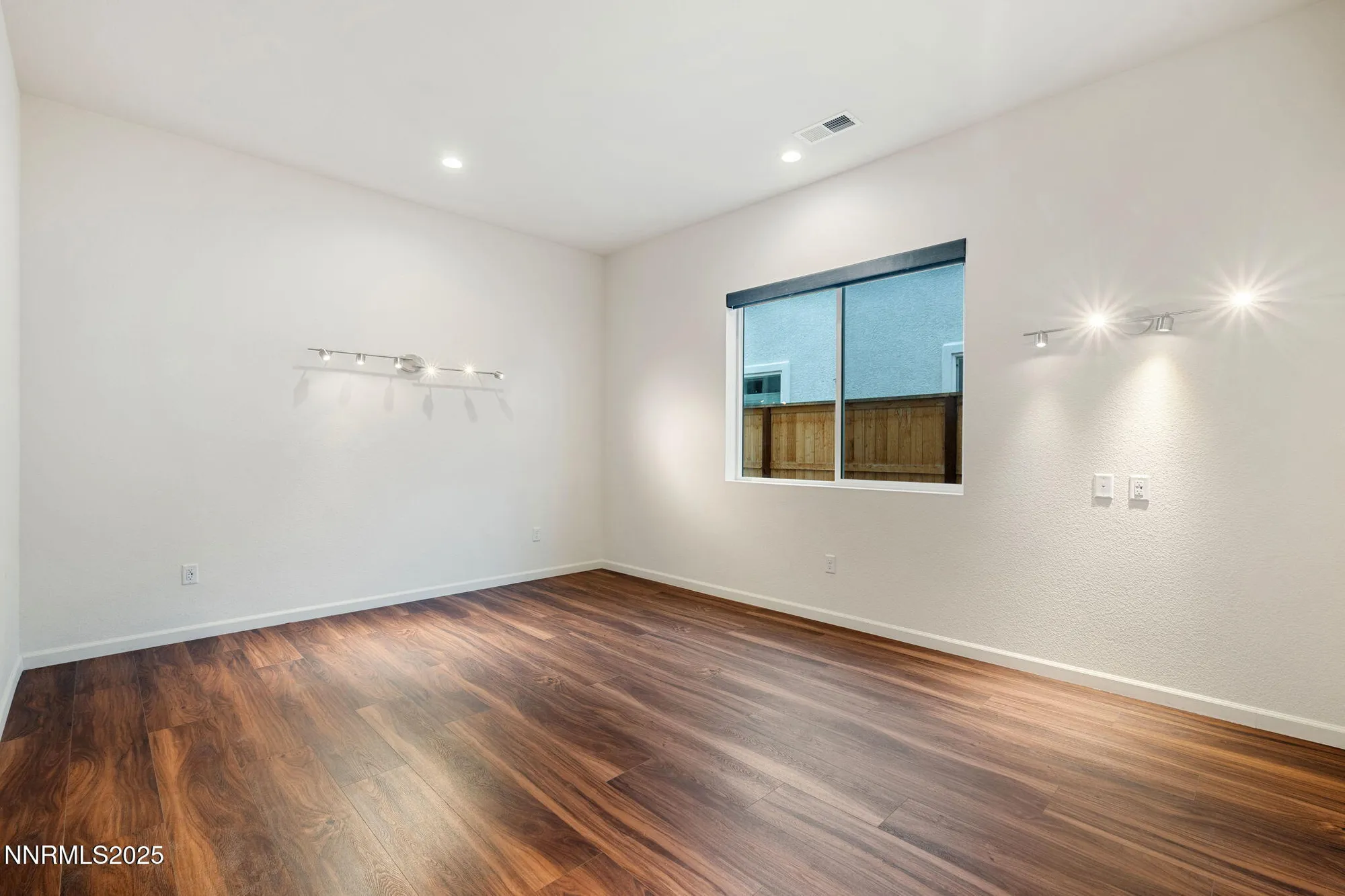 Property Slideshow image 31 of 55 | 7415 hoback dr, Sparks, NV, 89436